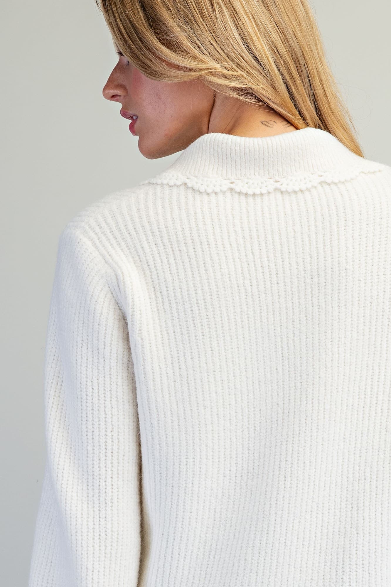SJK16373 - CREAM