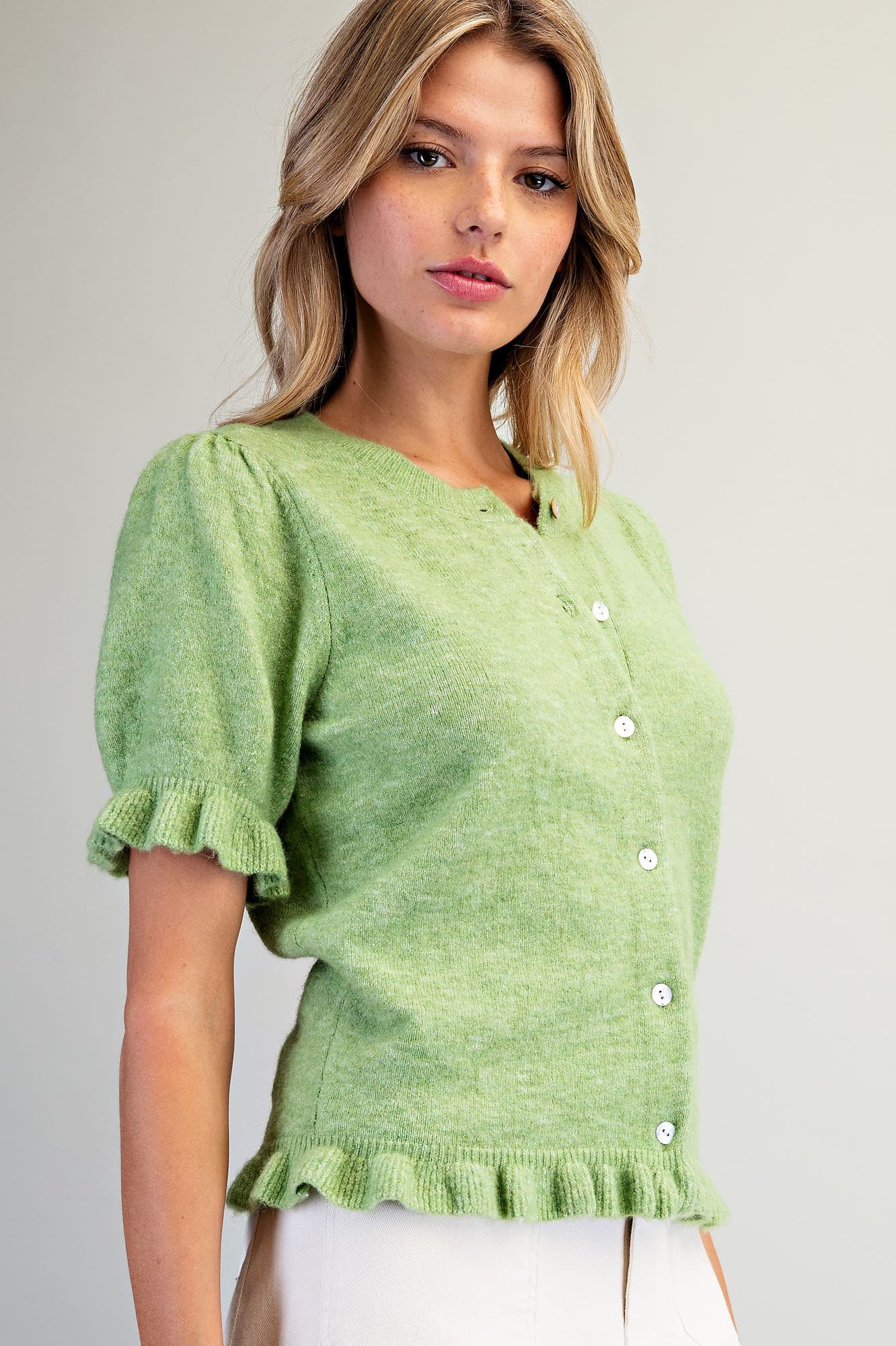 SJK16734 - AVOCADO