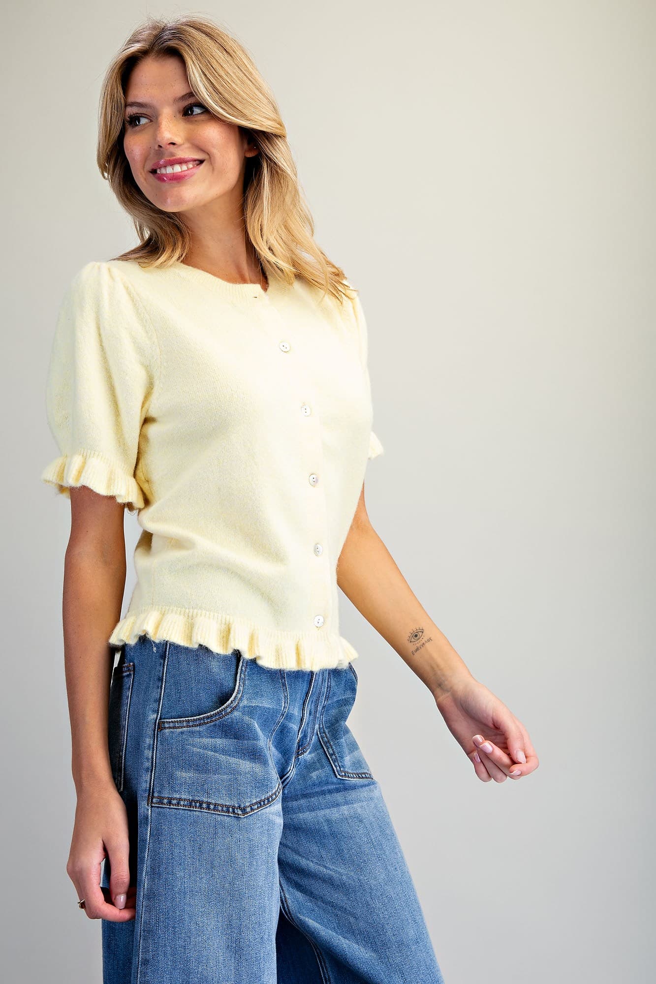 SJK16734 - BUTTER YELLOW