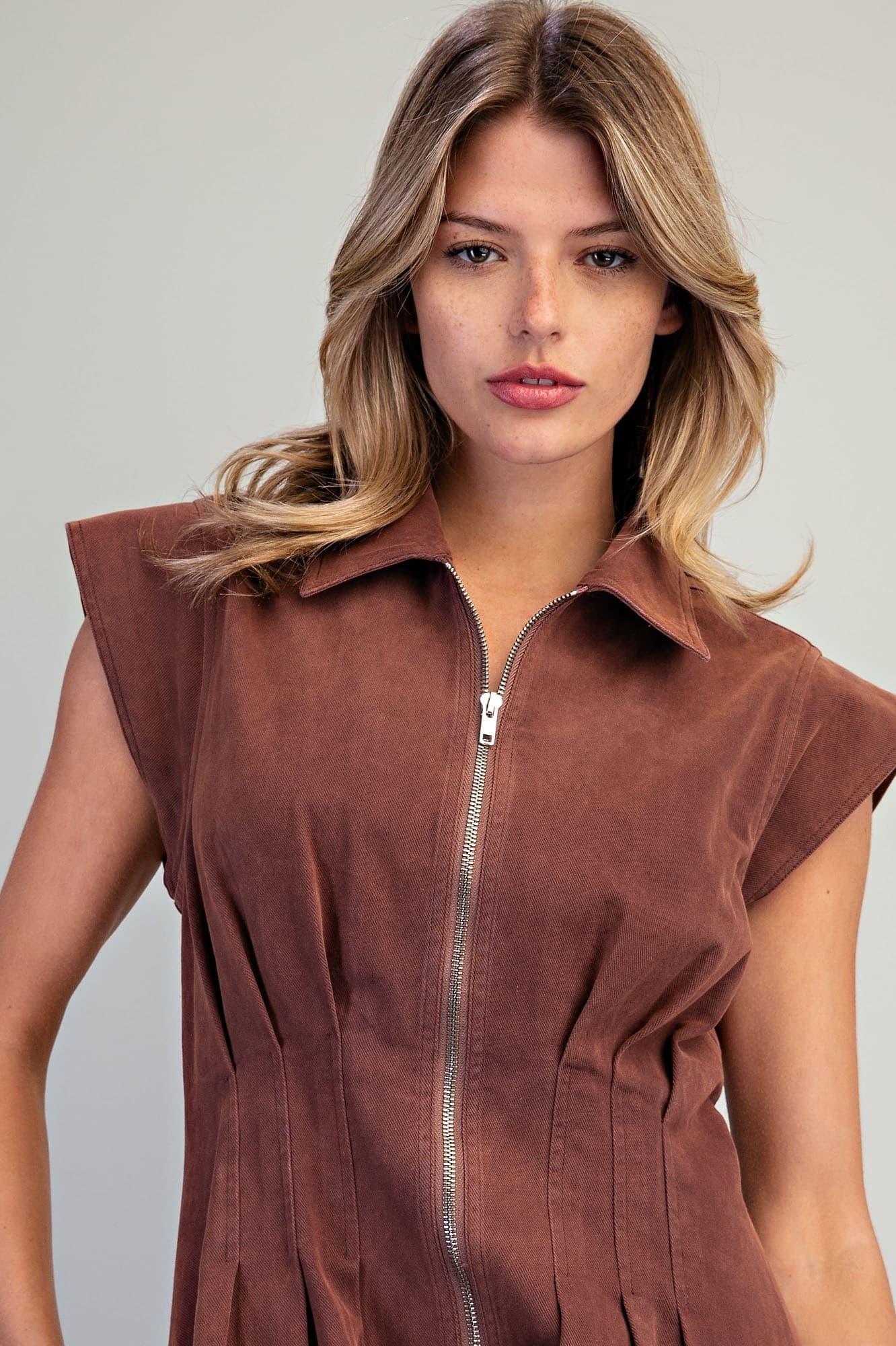 DH17146 - CHERRYWOOD