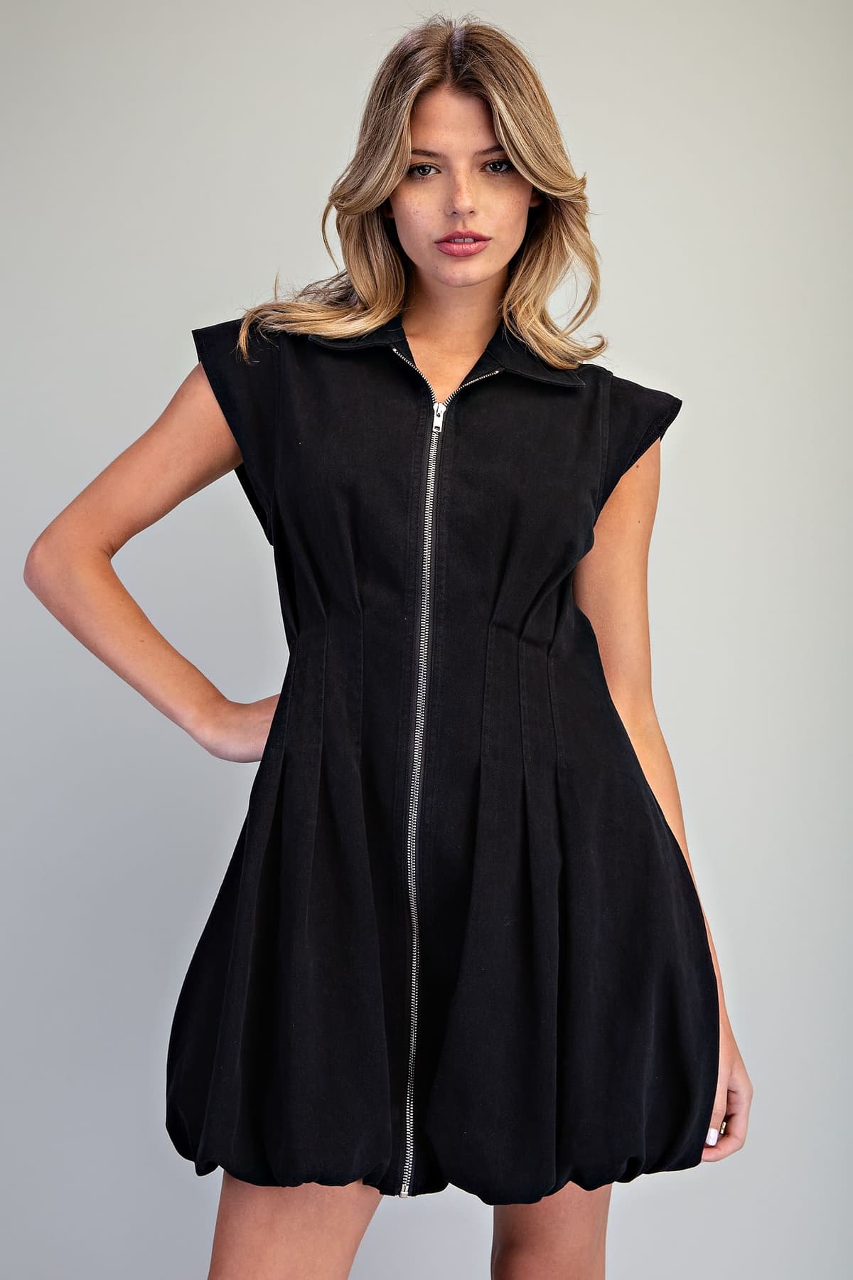 DH17146 - ASH BLACK