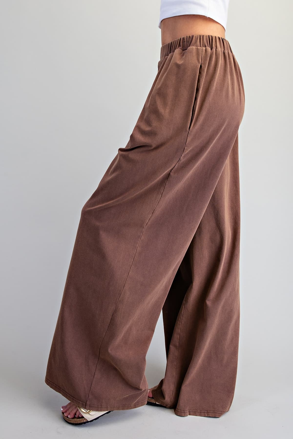 PK16896 - BROWN