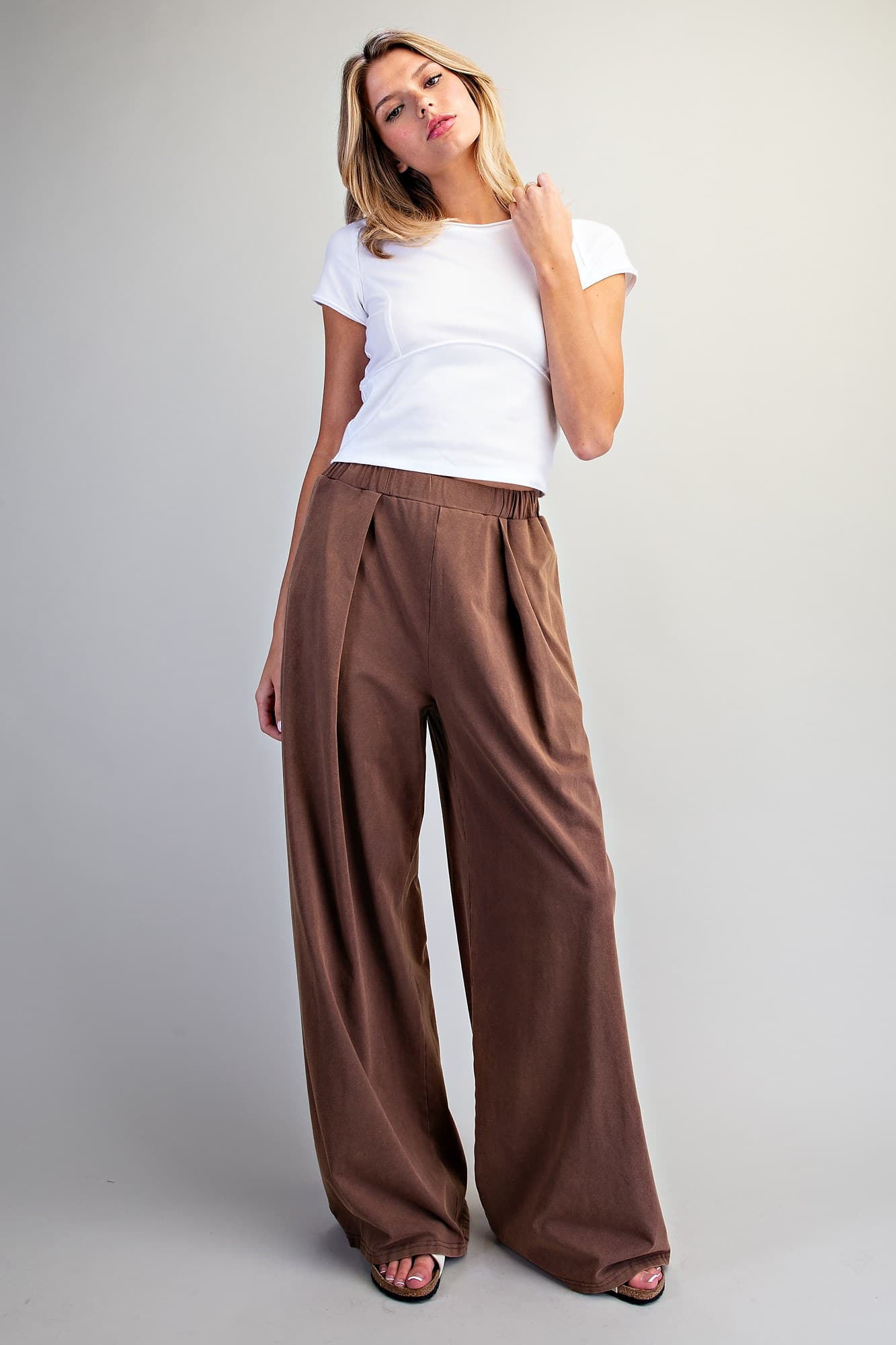 PK16896 - BROWN