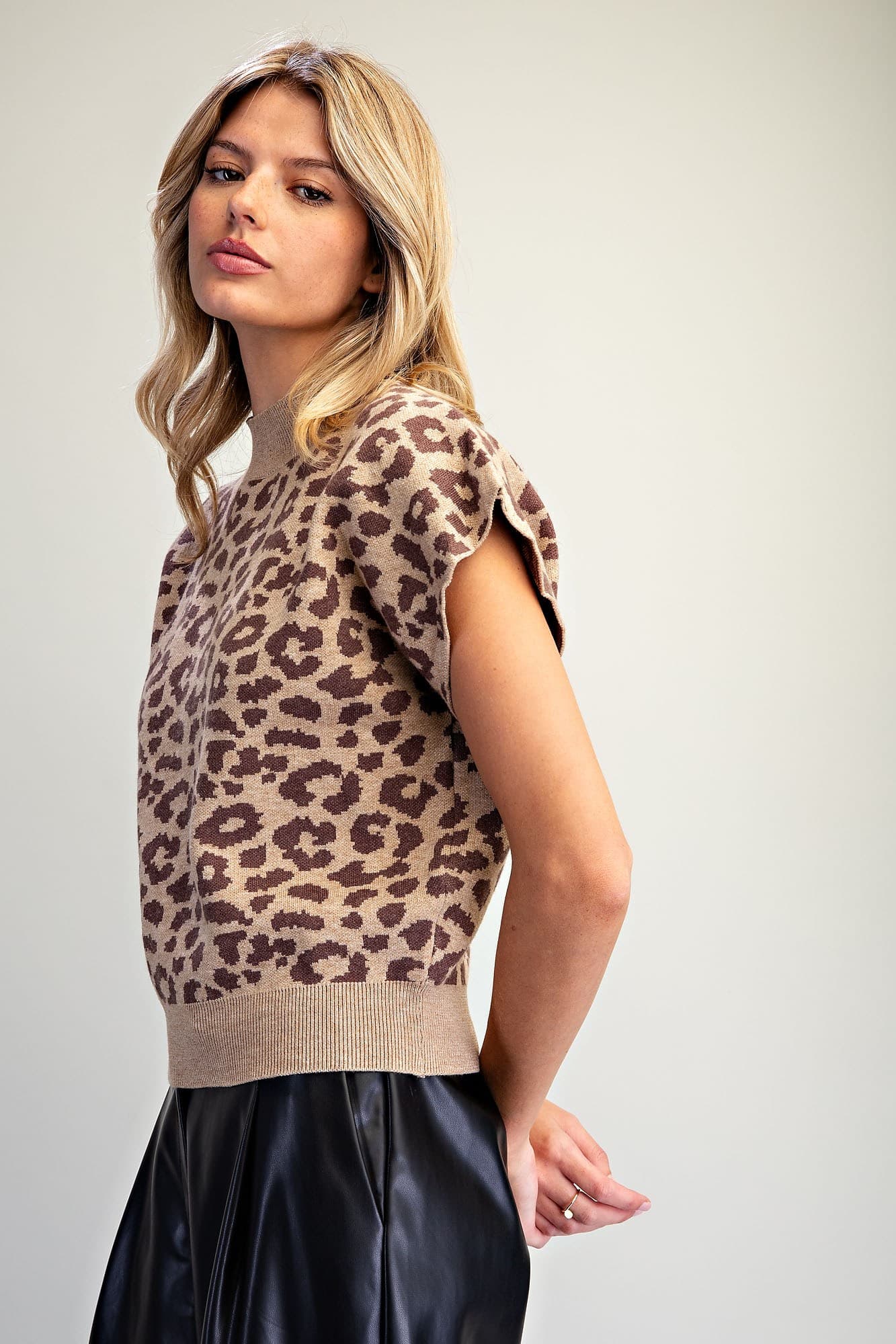 SK18012 - LEOPARD