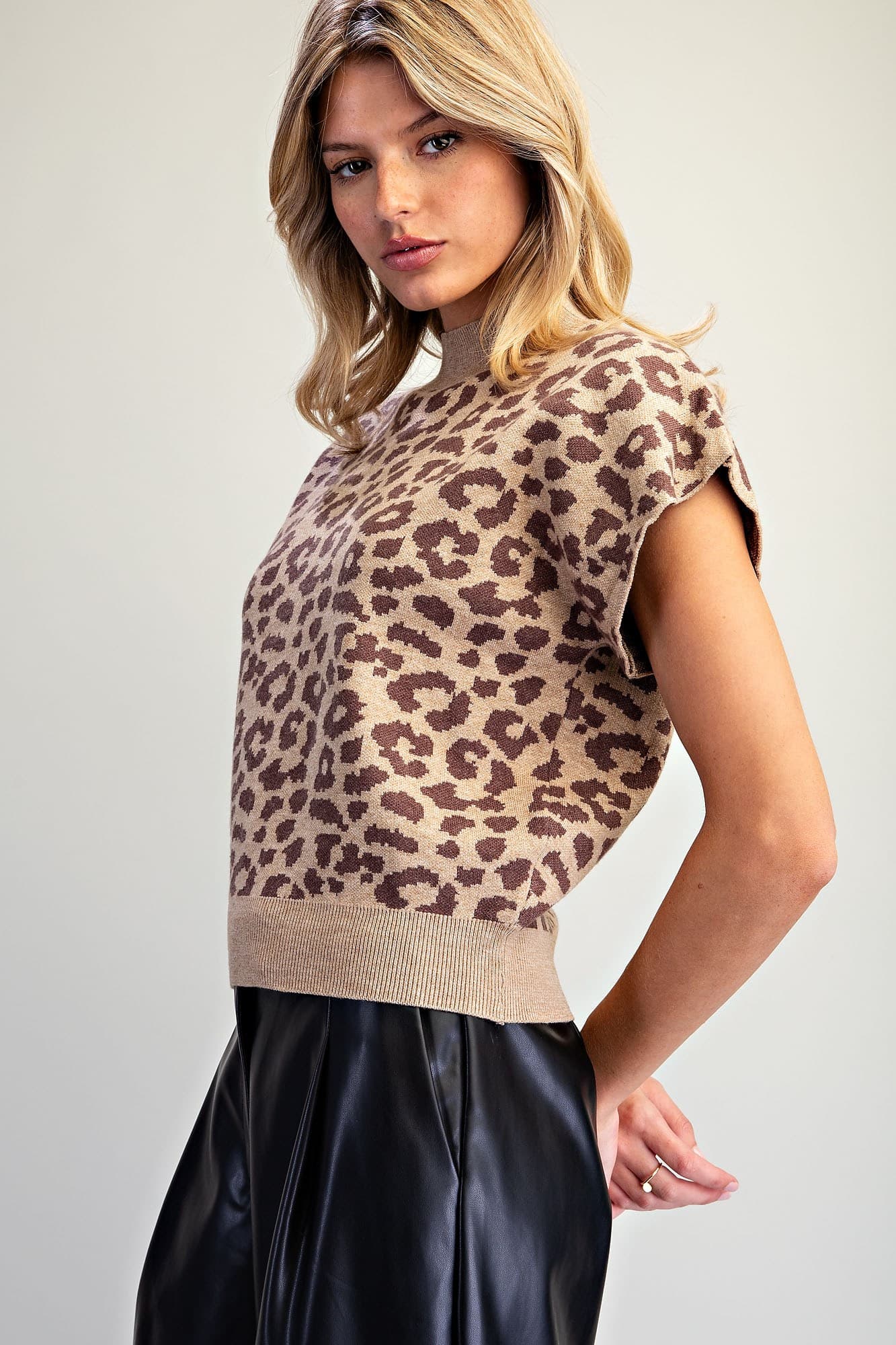 SK18012 - LEOPARD