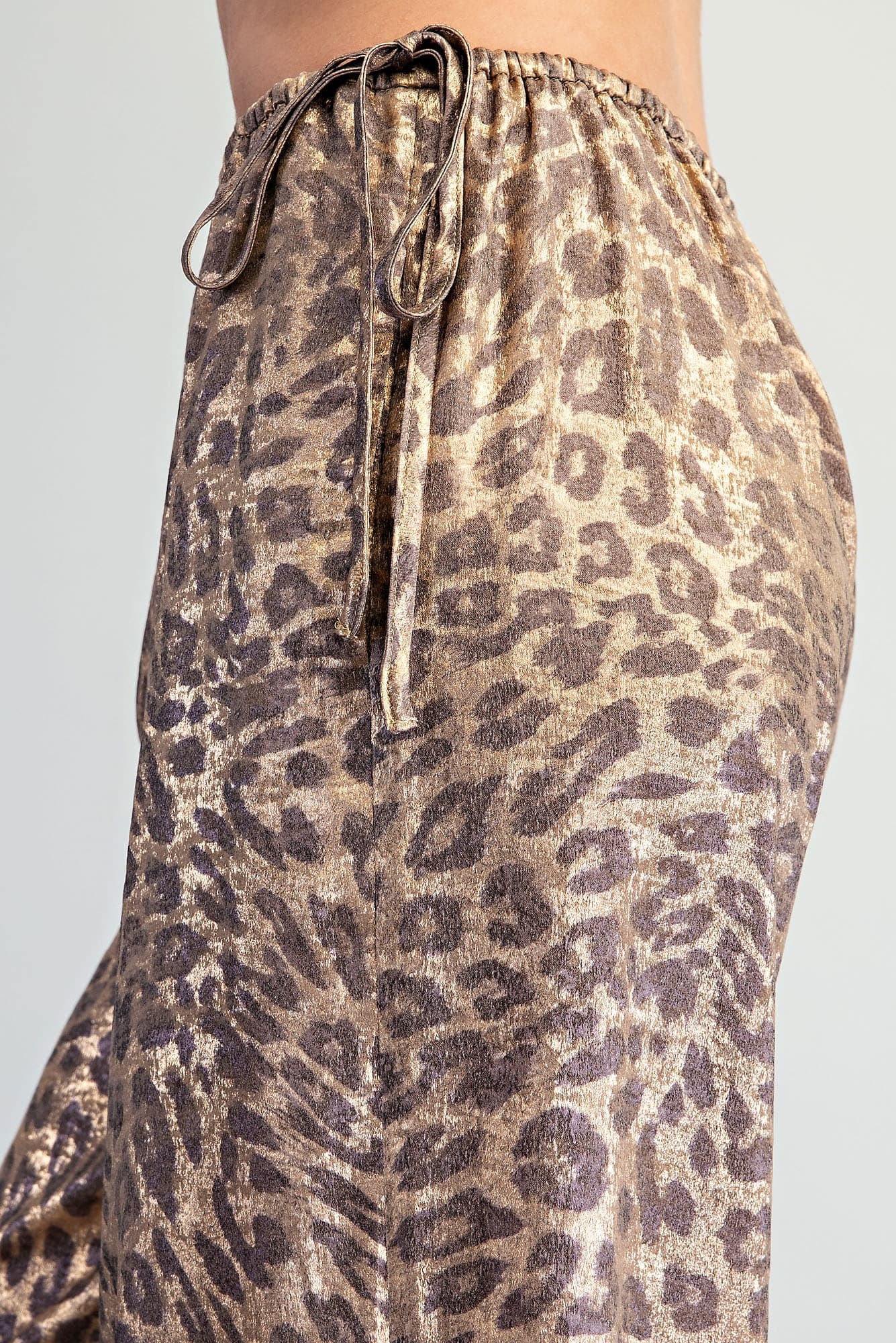 PH15864 - GOLDEN LEOPARD