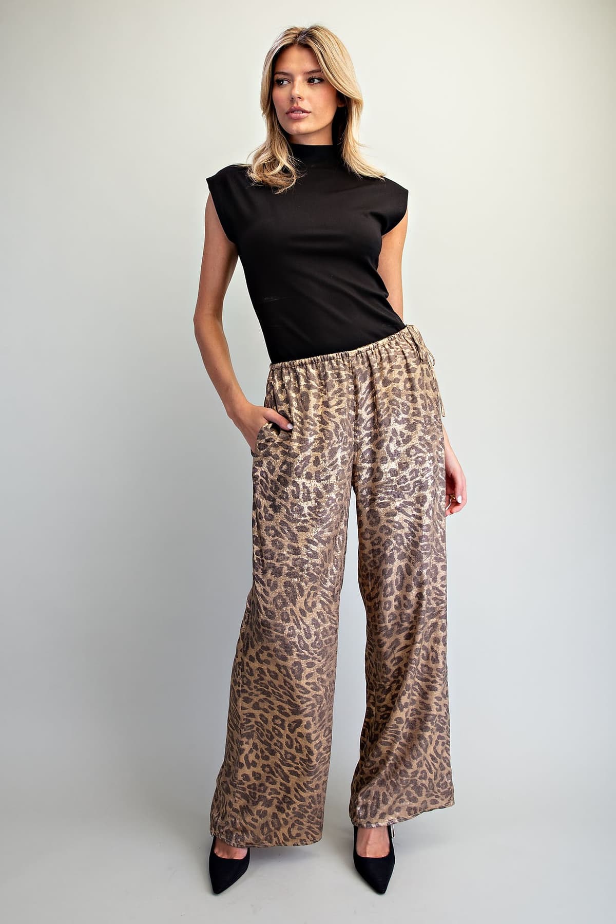 PH15864 - GOLDEN LEOPARD