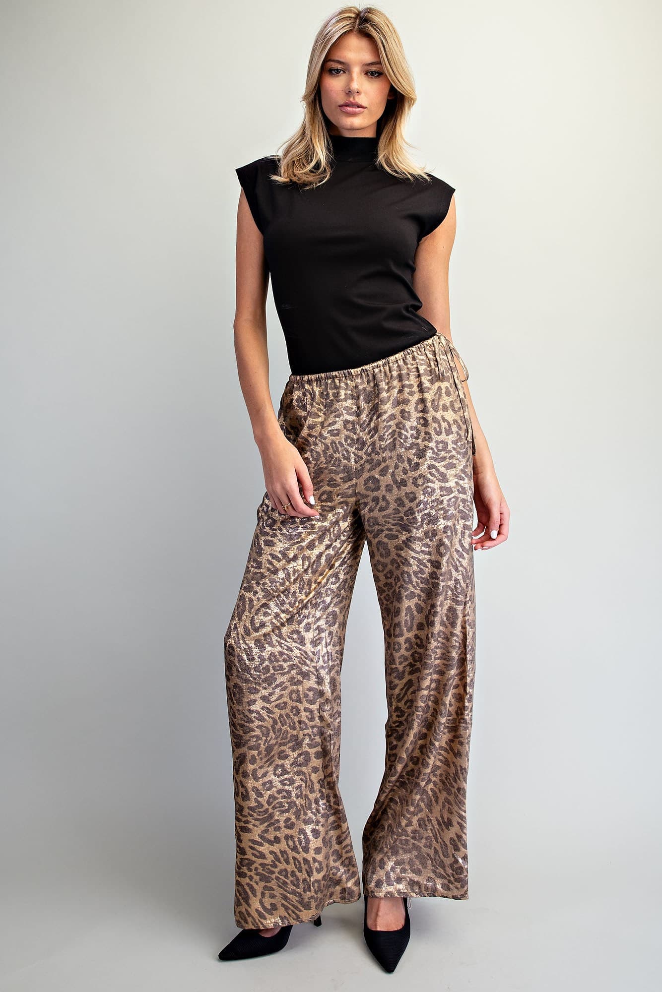 PH15864 - GOLDEN LEOPARD