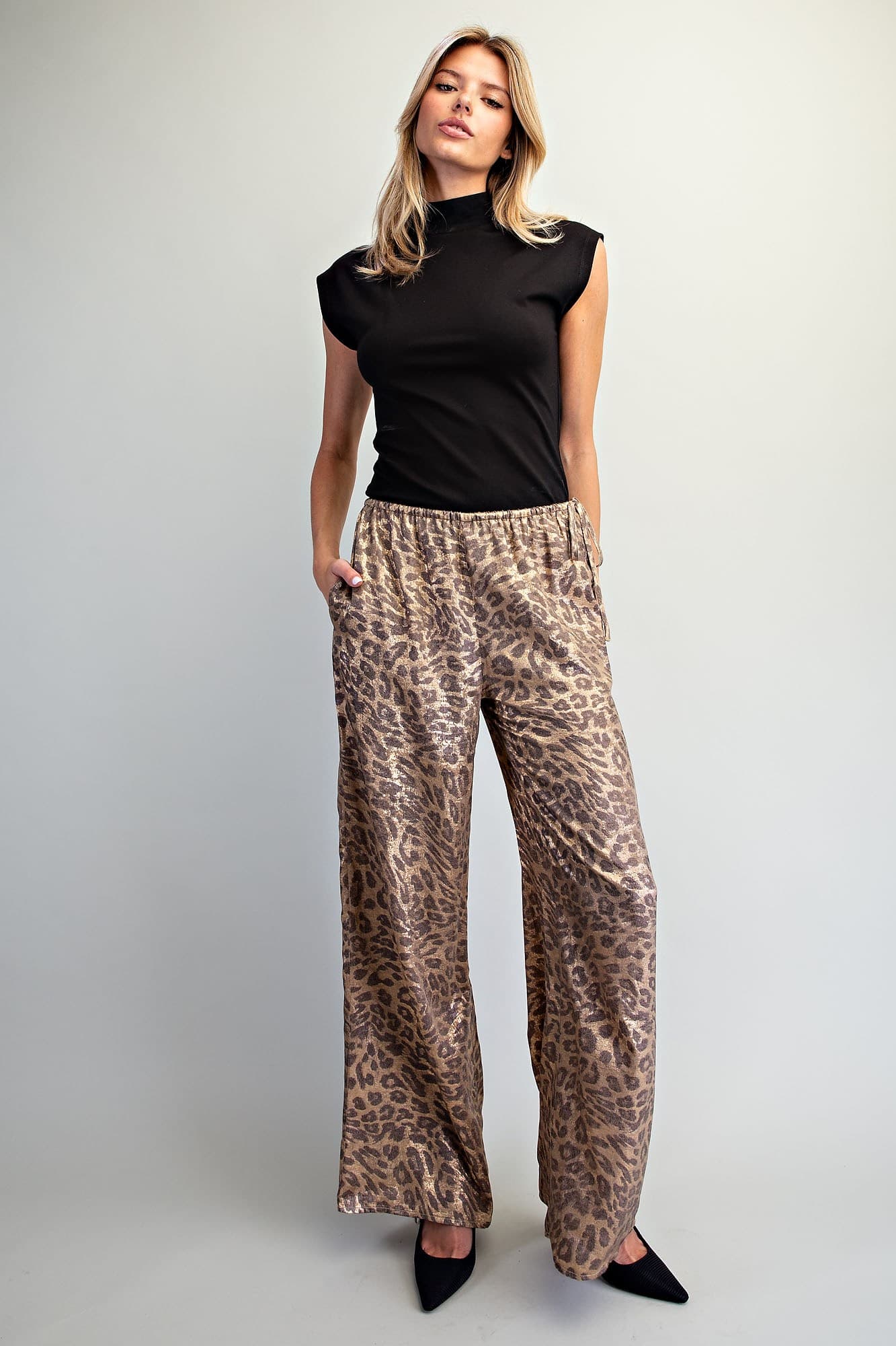 PH15864 - GOLDEN LEOPARD