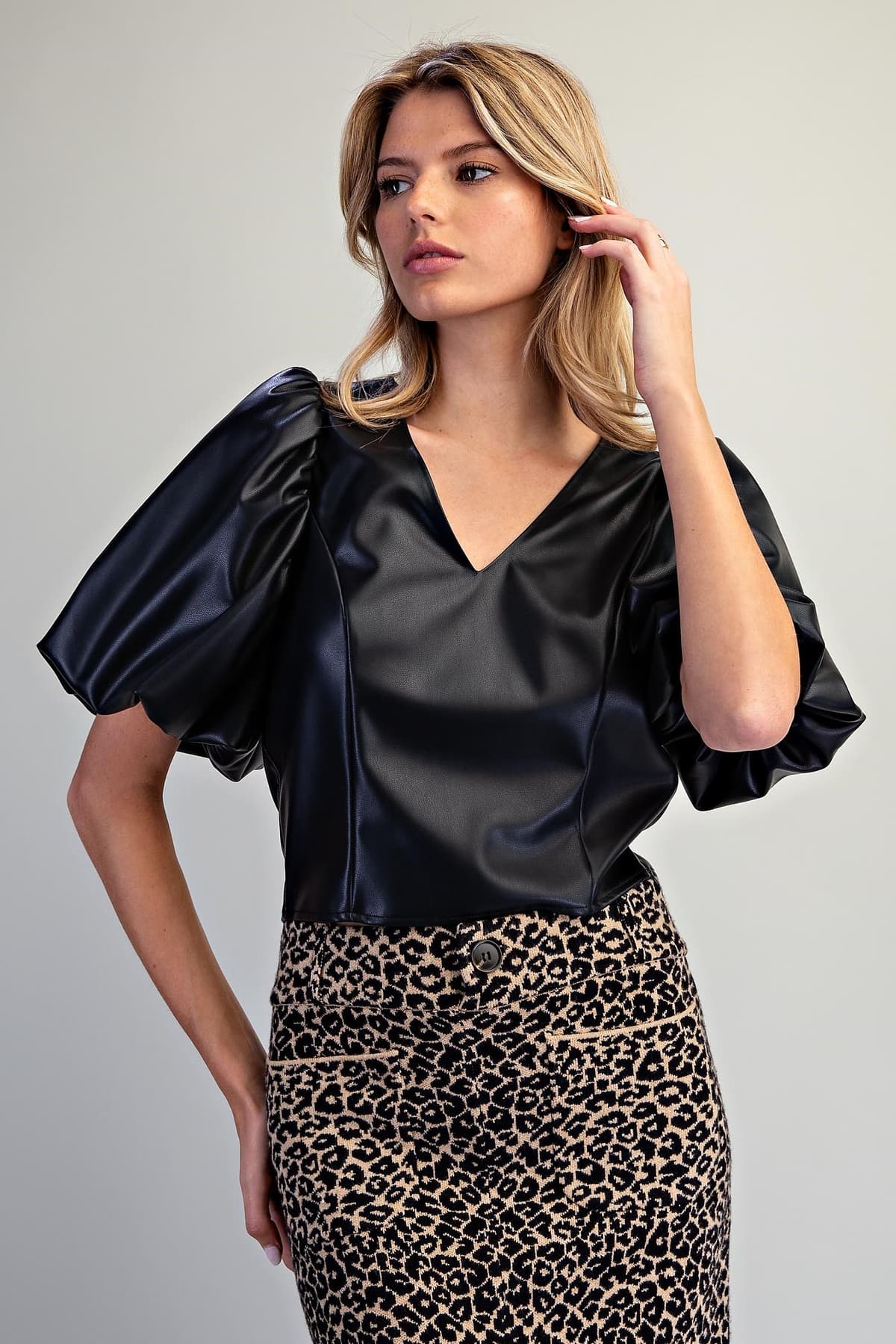 TK16846 - BLACK