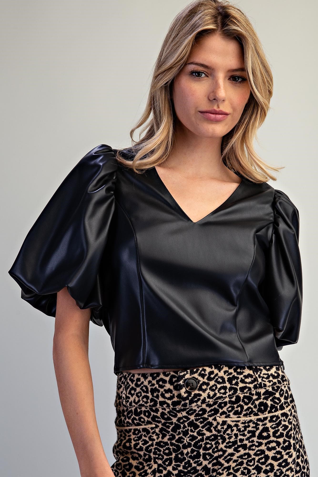 TK16846 - BLACK