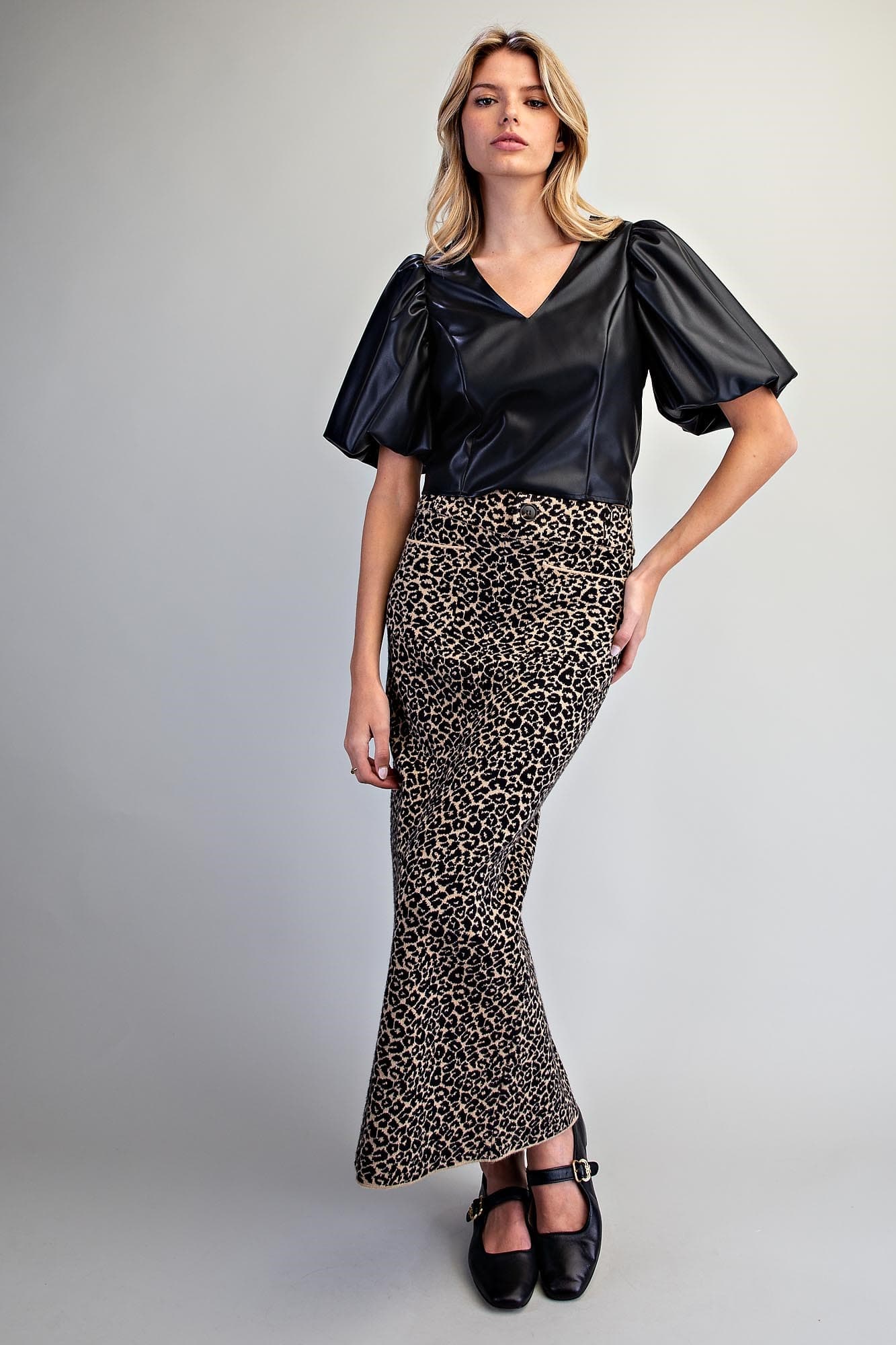 TK16846 - BLACK