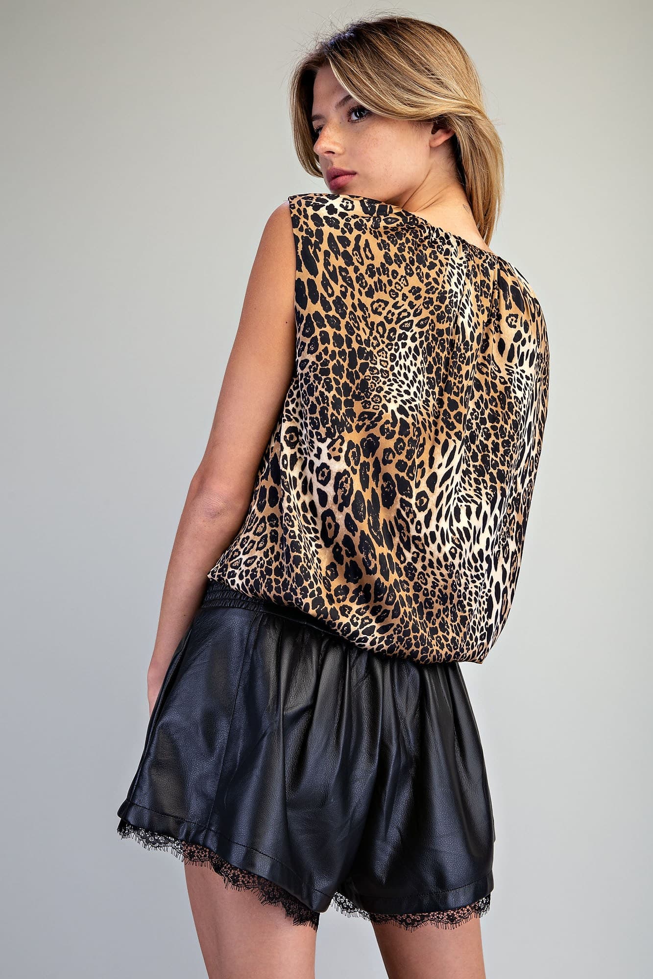 TK16901 - LEOPARD