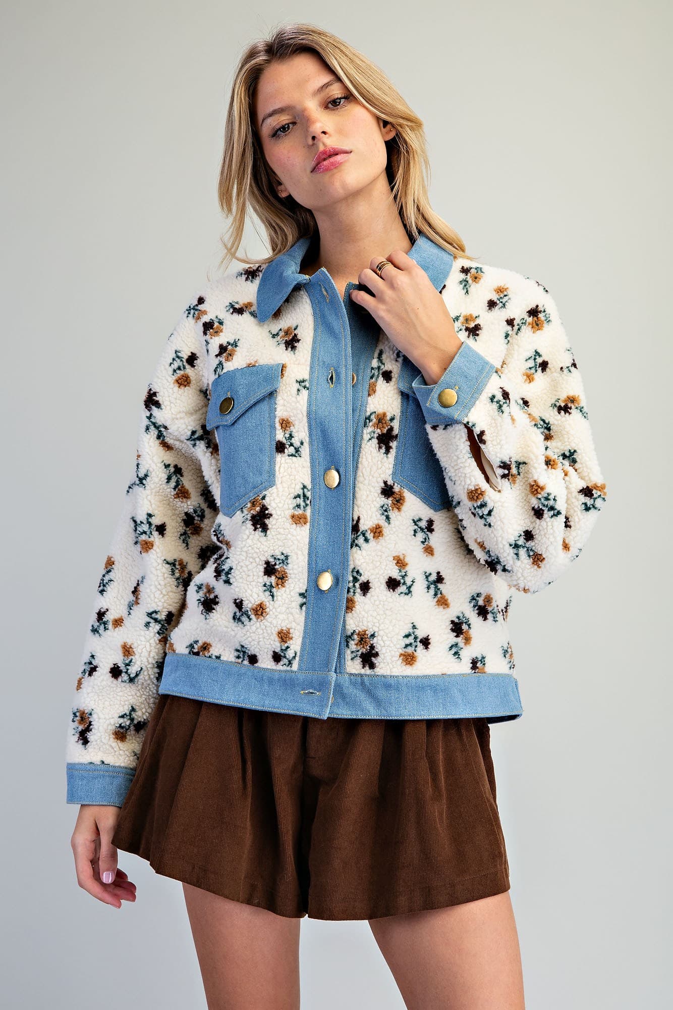 JH17221 - IVORY FOREST