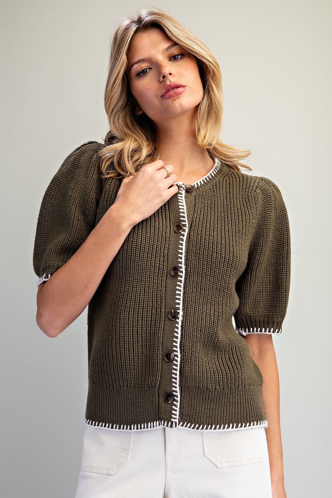 SJH17290 - OLIVE