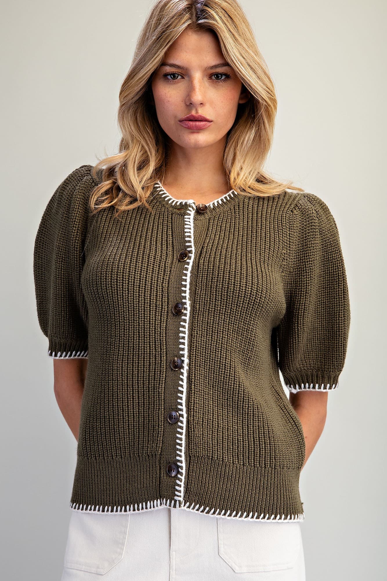 SJH17290 - OLIVE