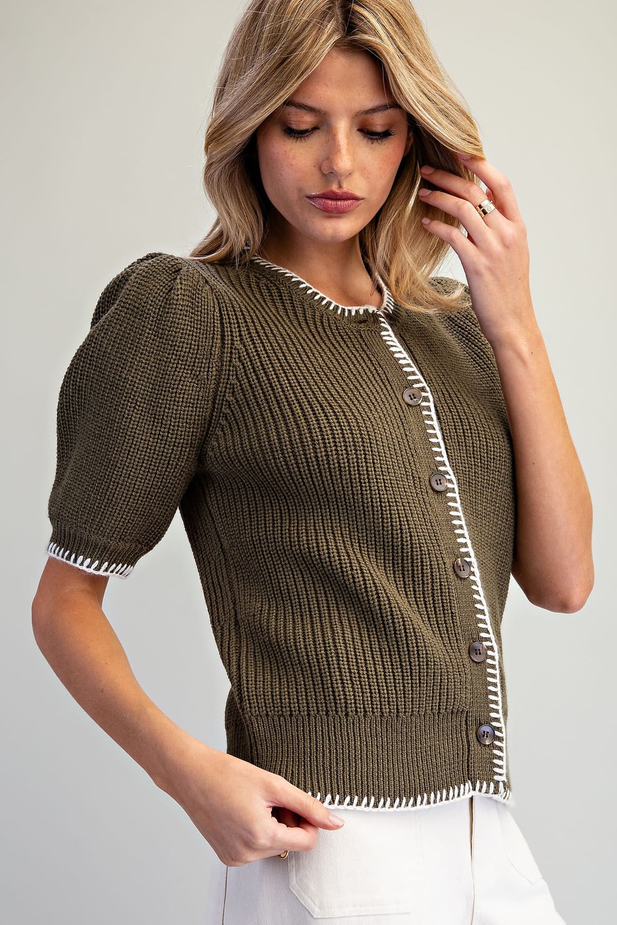 SJH17290 - OLIVE