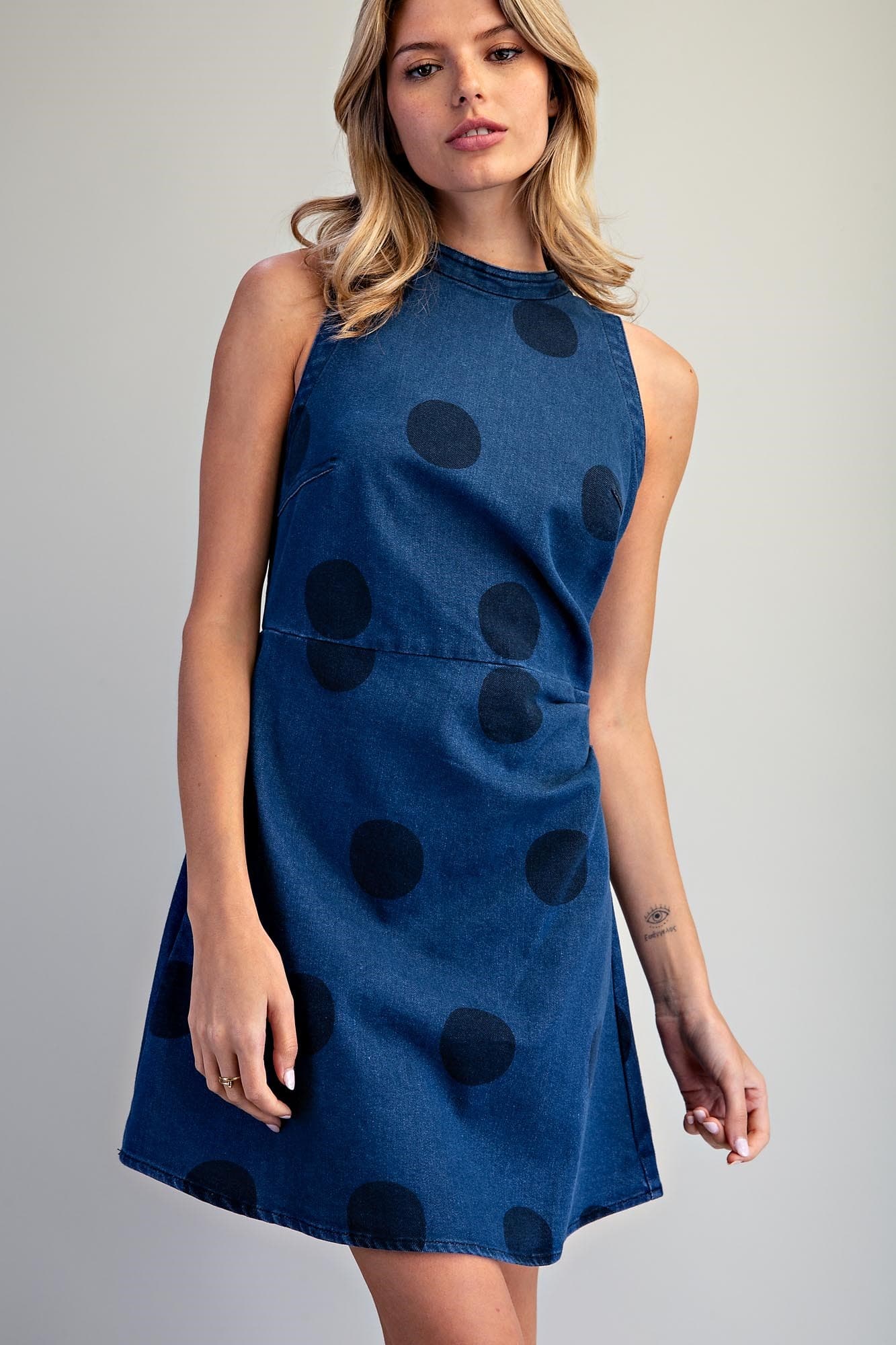 DH17338 - DENIM