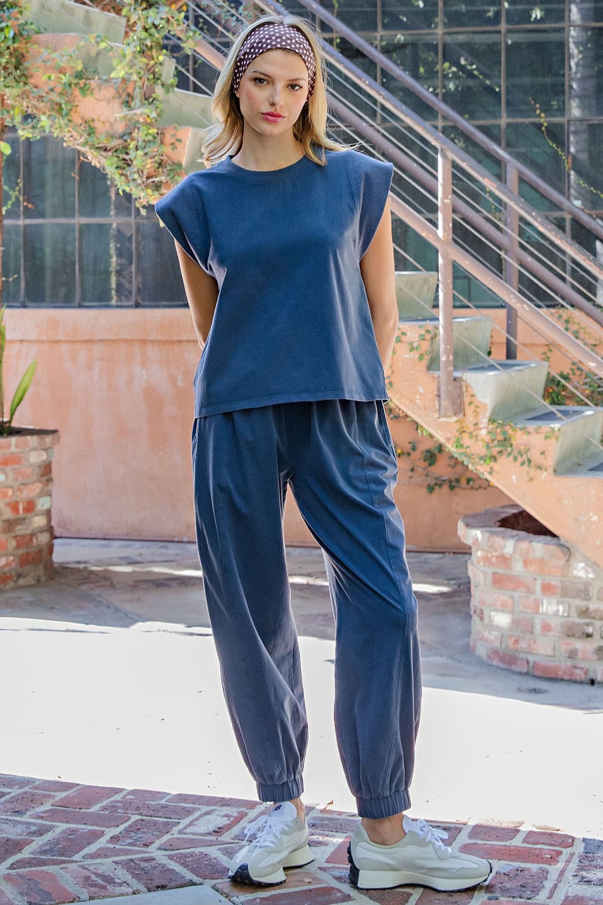 TK16571 - INDIGO
