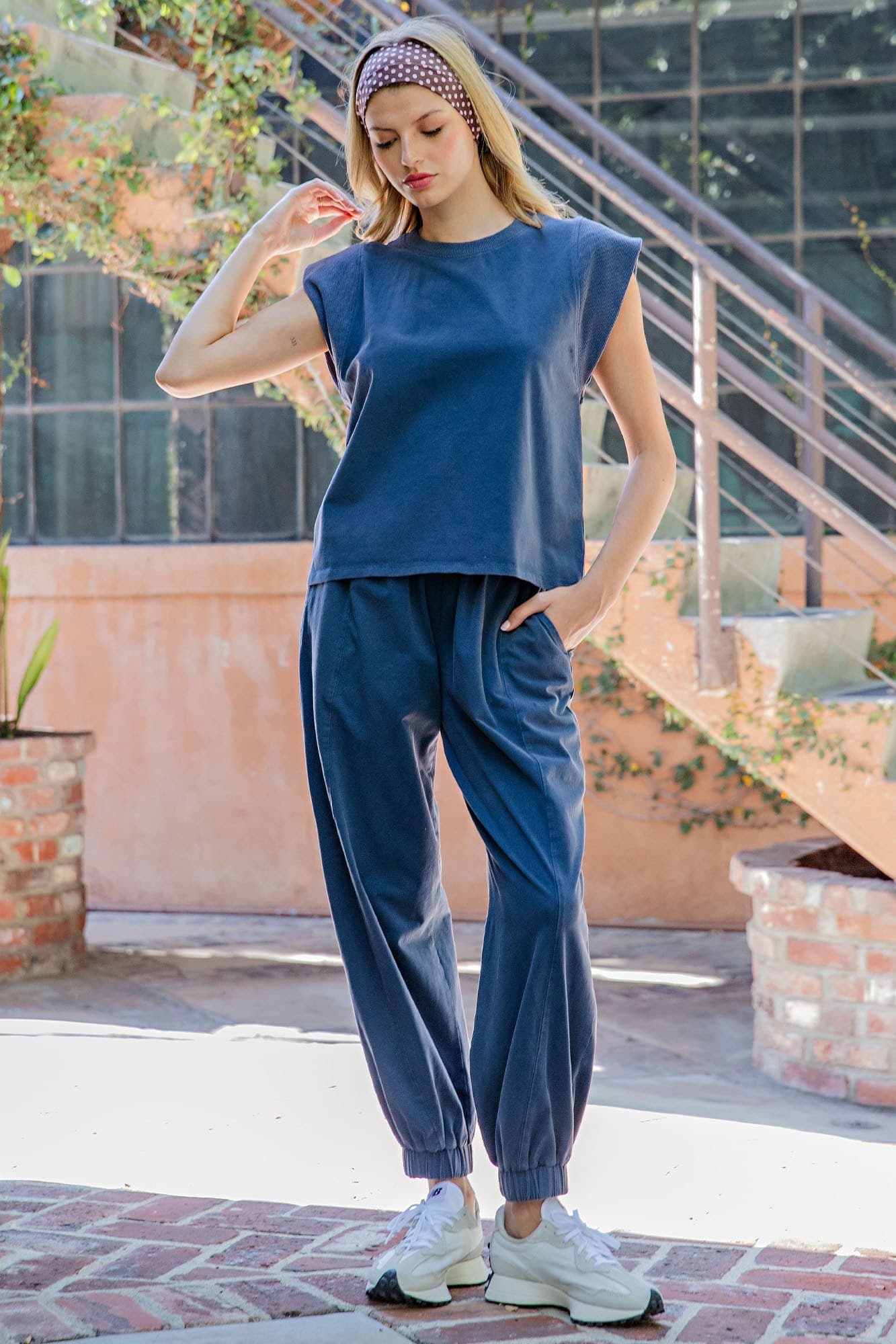 TK16571 - INDIGO