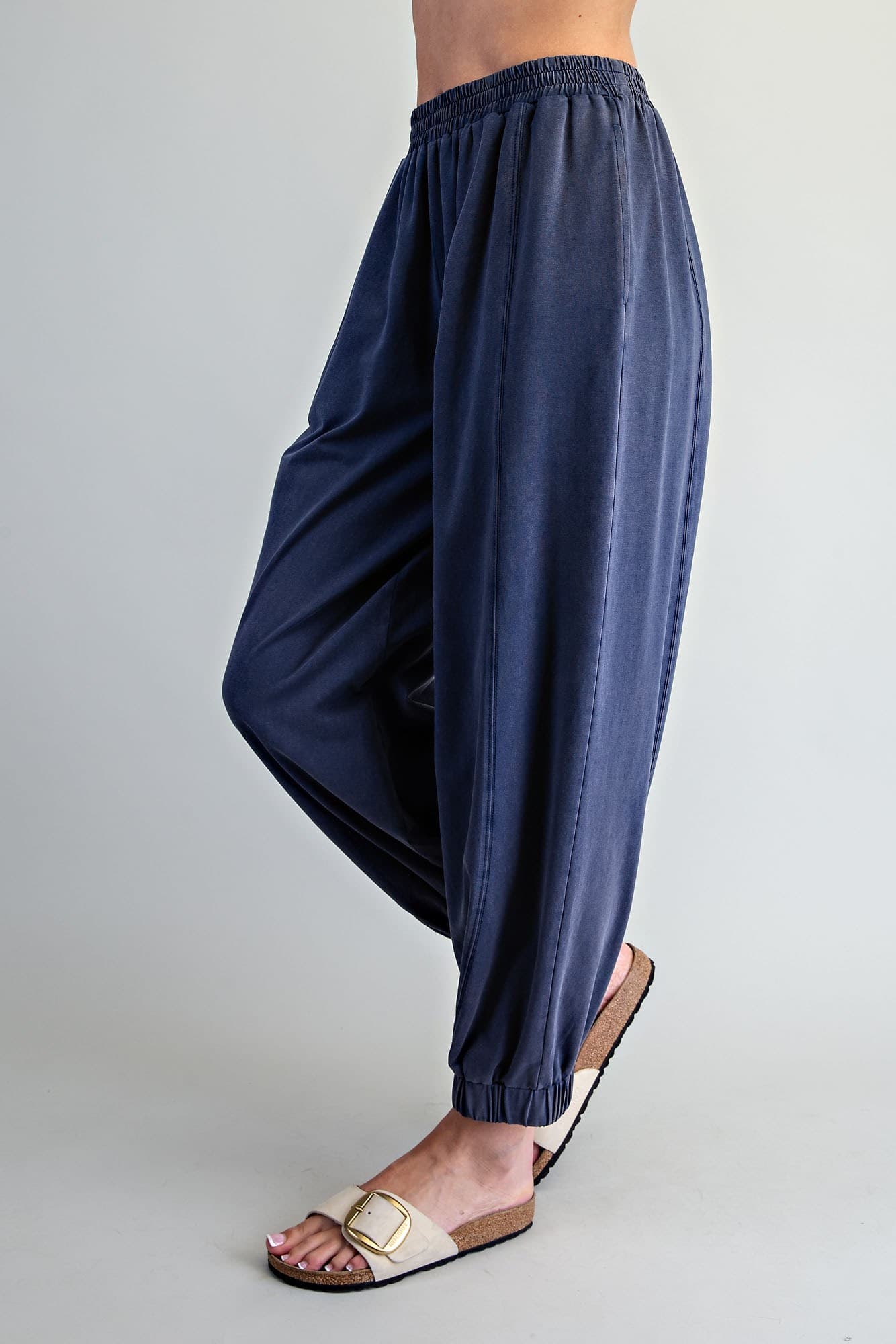 PK16713 - INDIGO