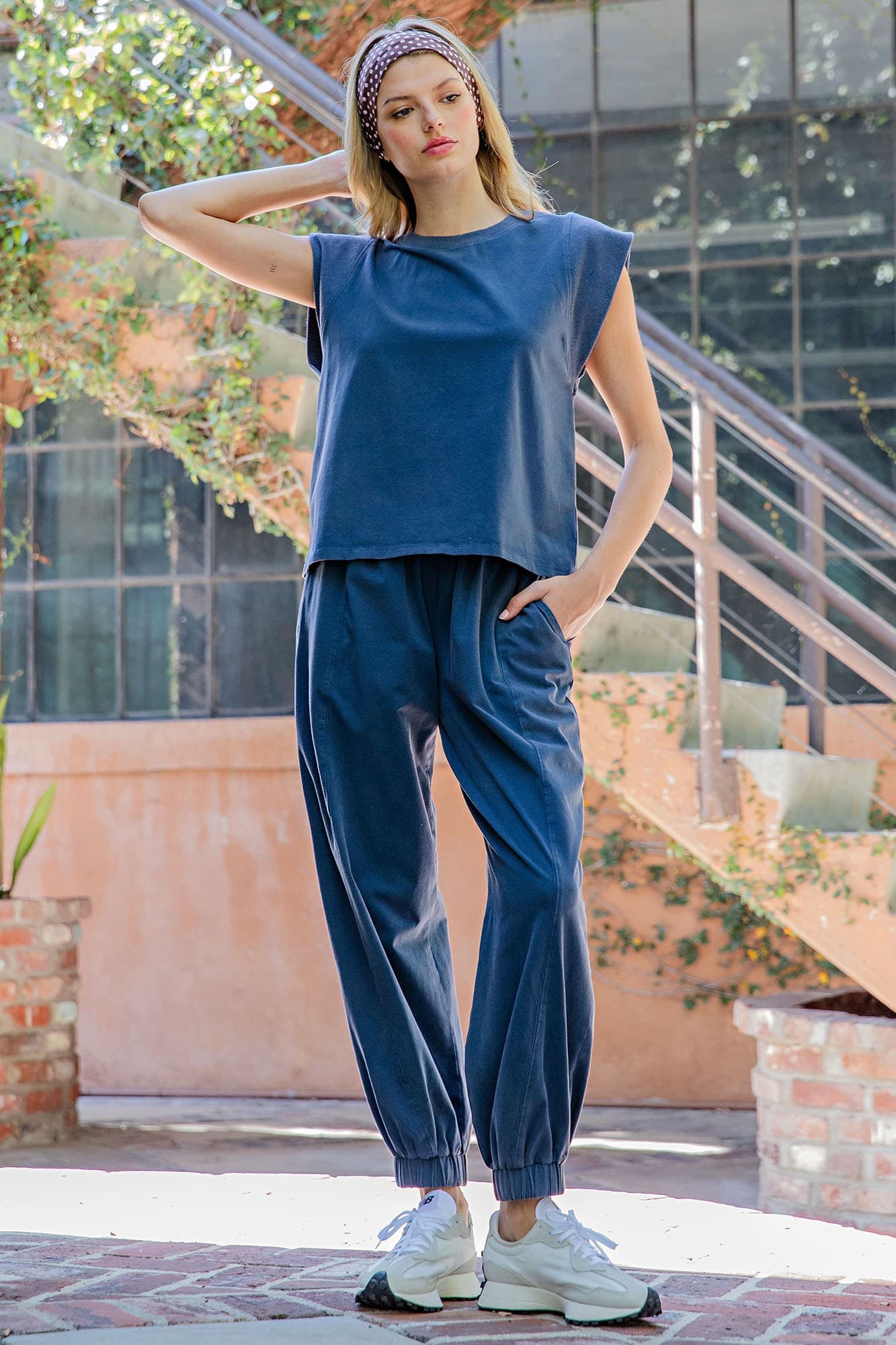 PK16713 - INDIGO