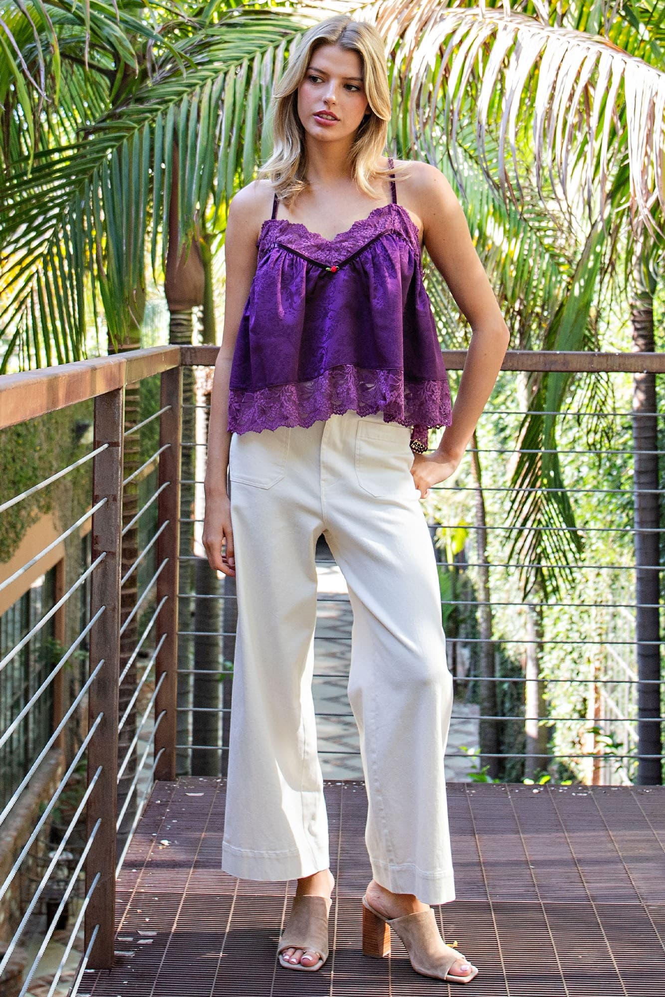 TK16475 - PLUM