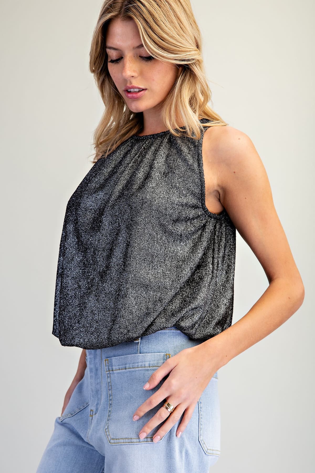 TK18020 - BLACK