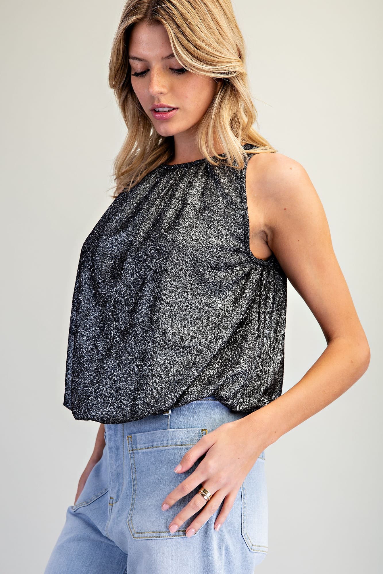TK18020 - BLACK