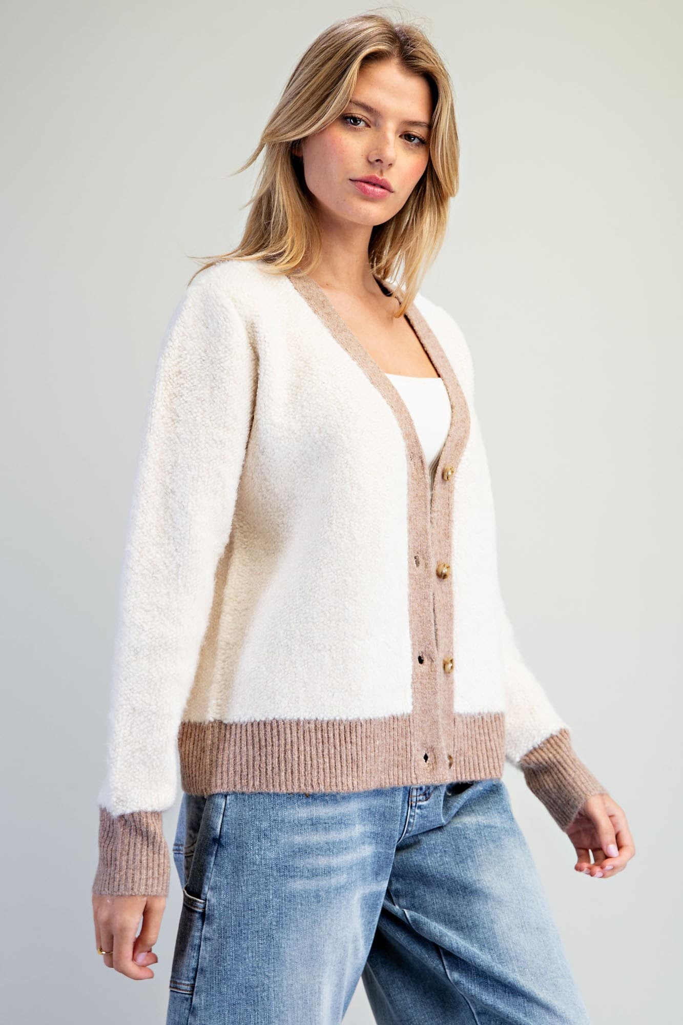 SJK16387 - OATMEAL
