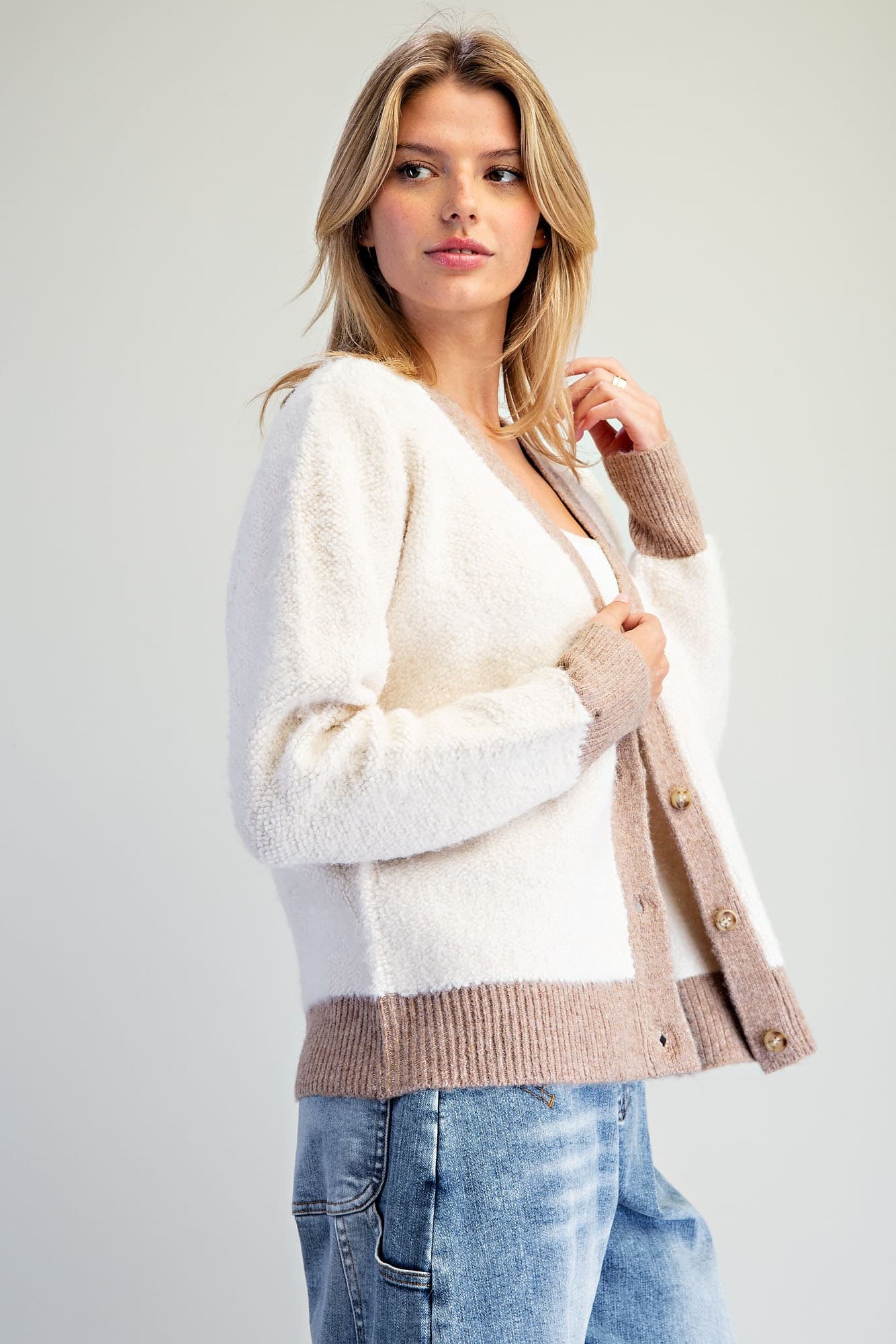 SJK16387 - OATMEAL