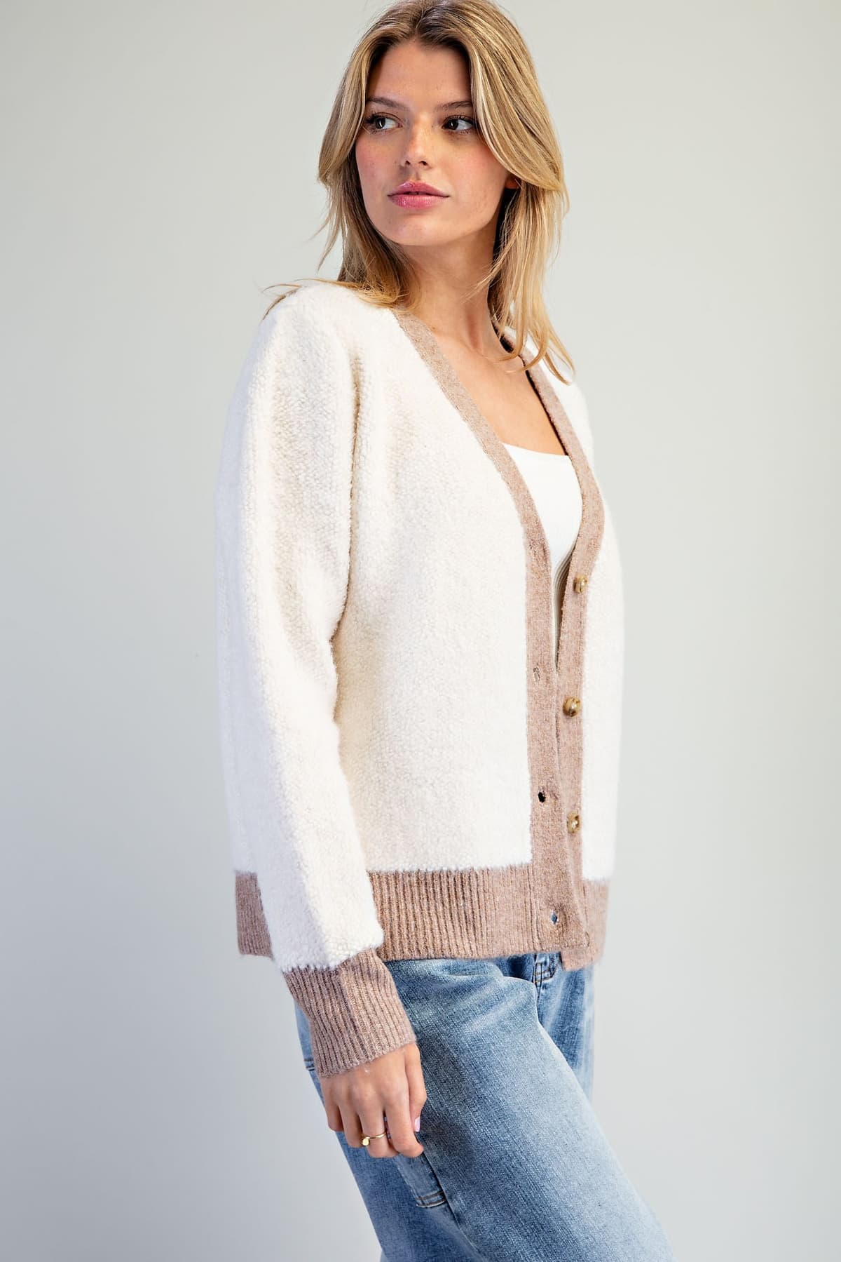 SJK16387 - OATMEAL