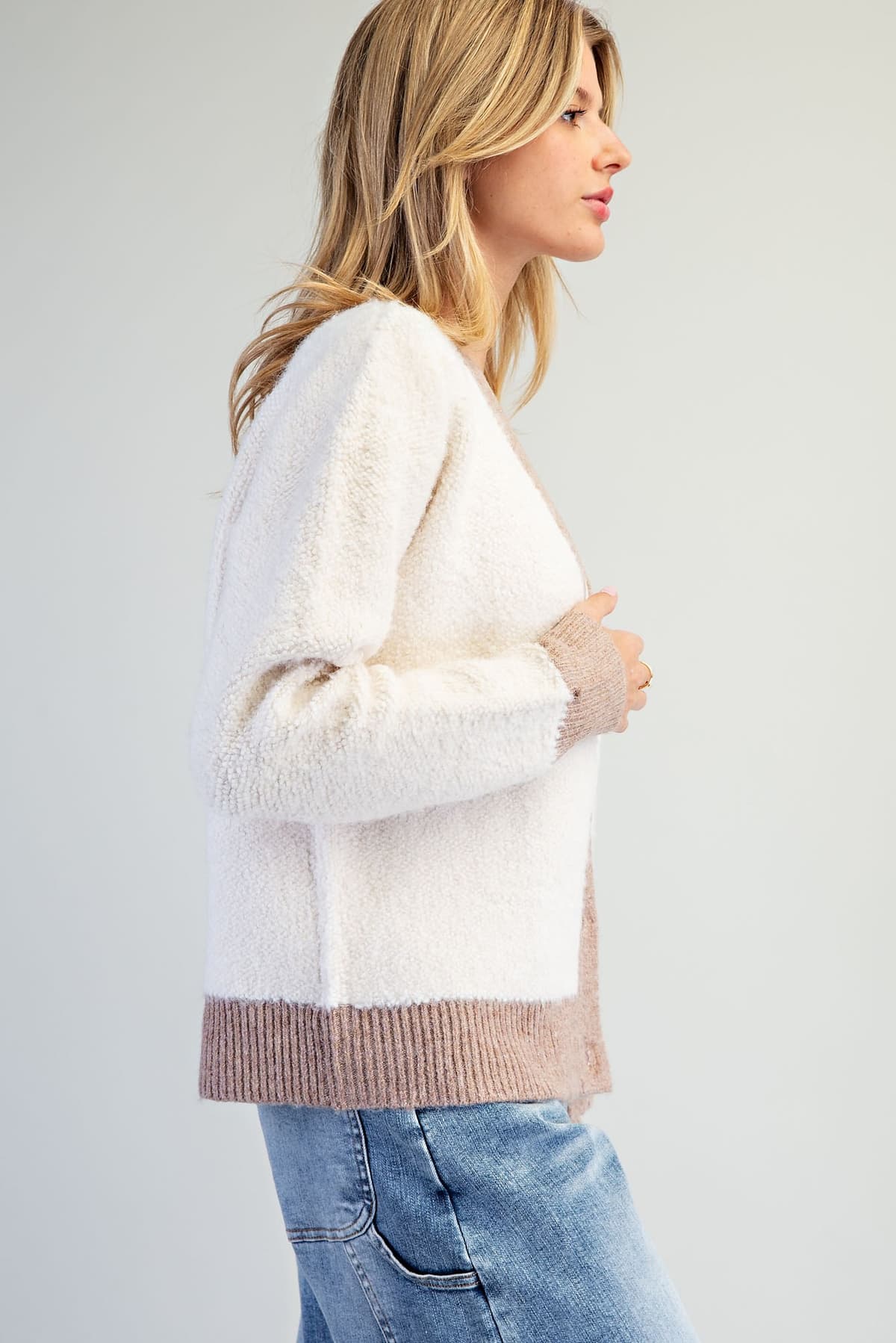 SJK16387 - OATMEAL