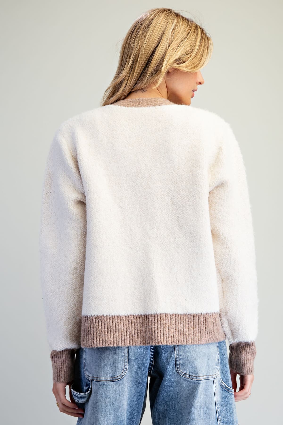 SJK16387 - OATMEAL