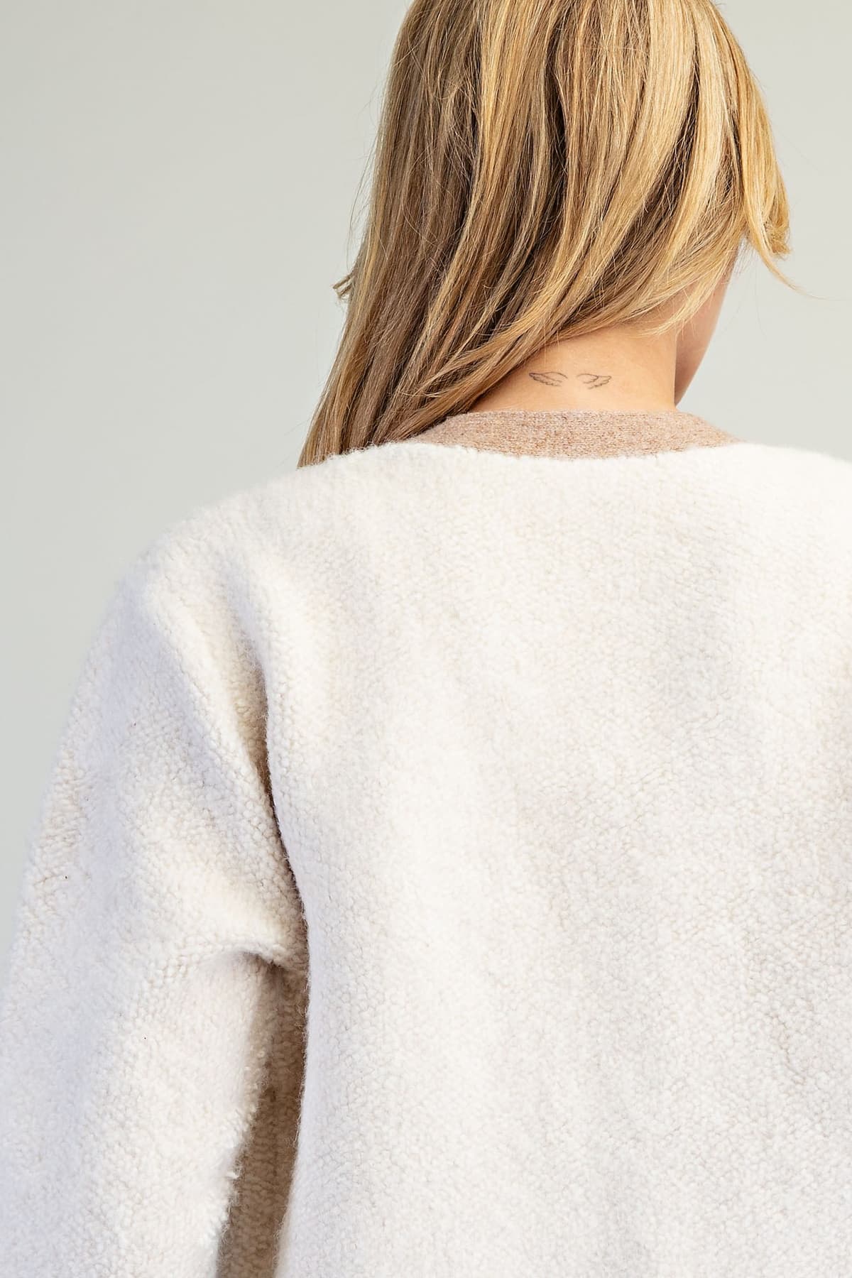 SJK16387 - OATMEAL