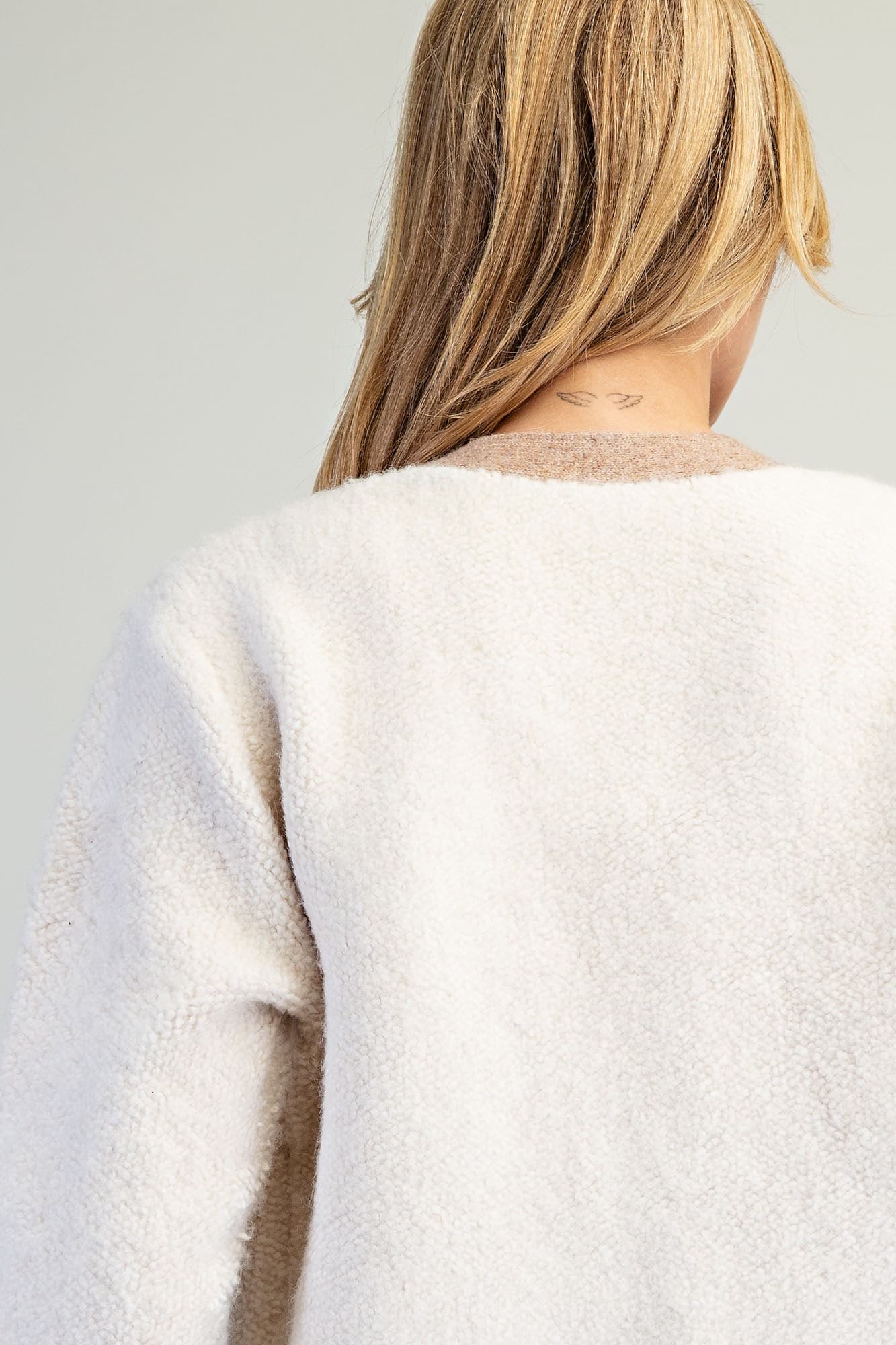 SJK16387 - OATMEAL