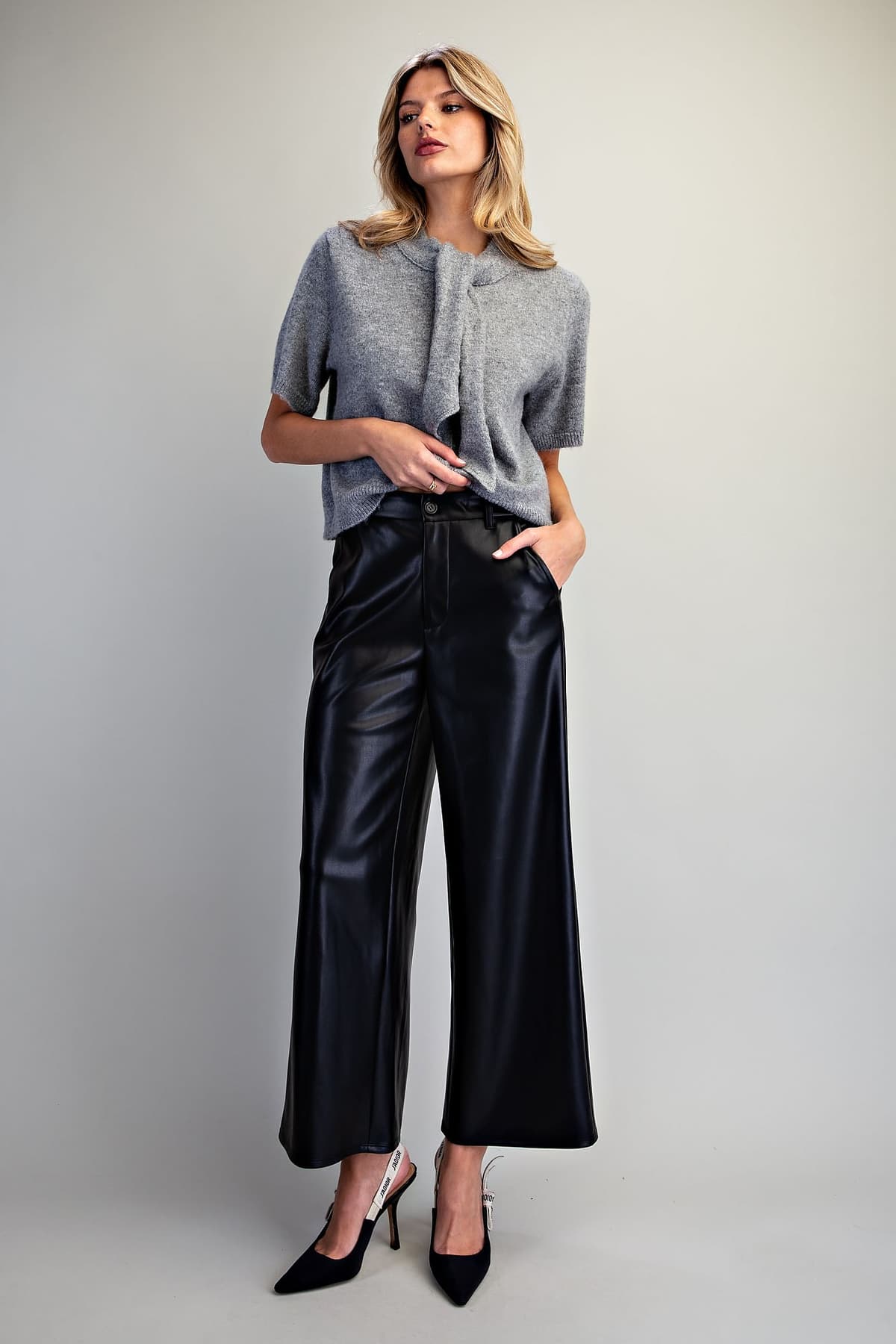 PK16843 - BLACK