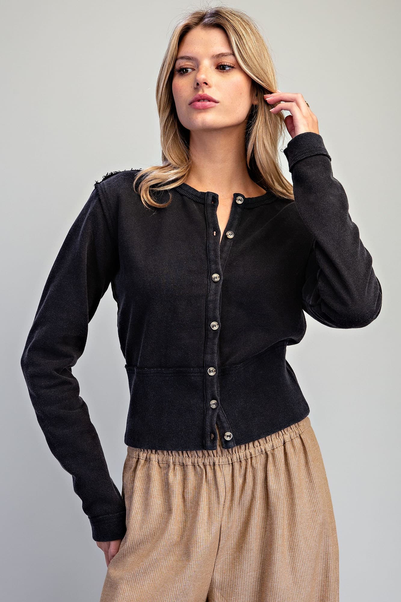 JH17145 - ASH BLACK
