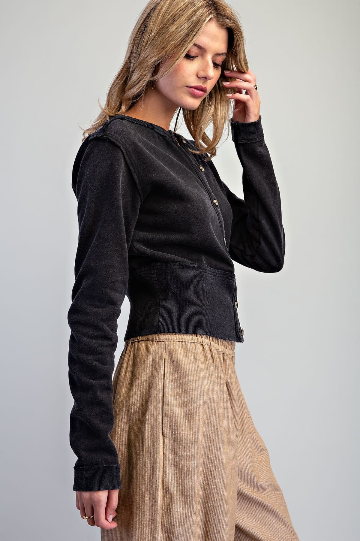 JH17145 - ASH BLACK