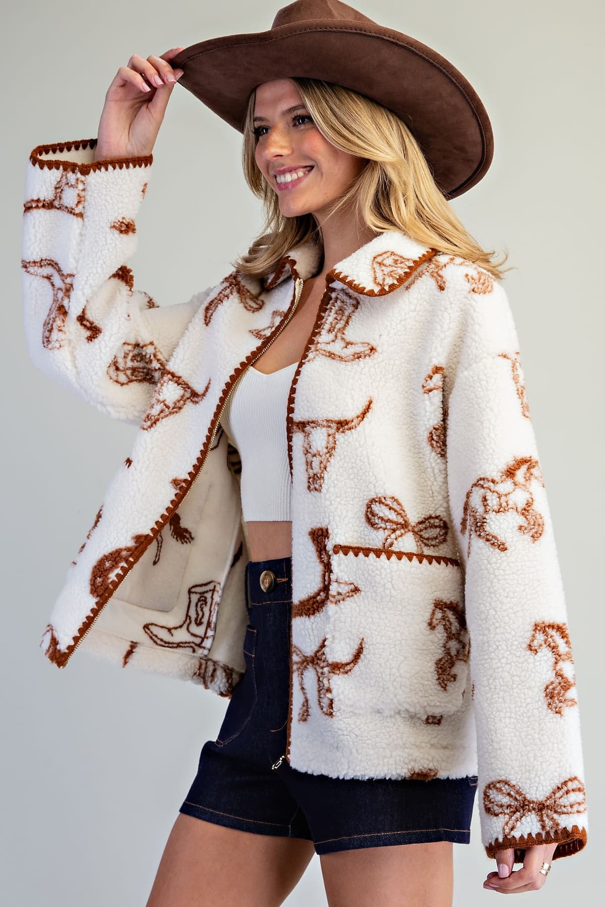 JH17423 - ALMOND LATTE