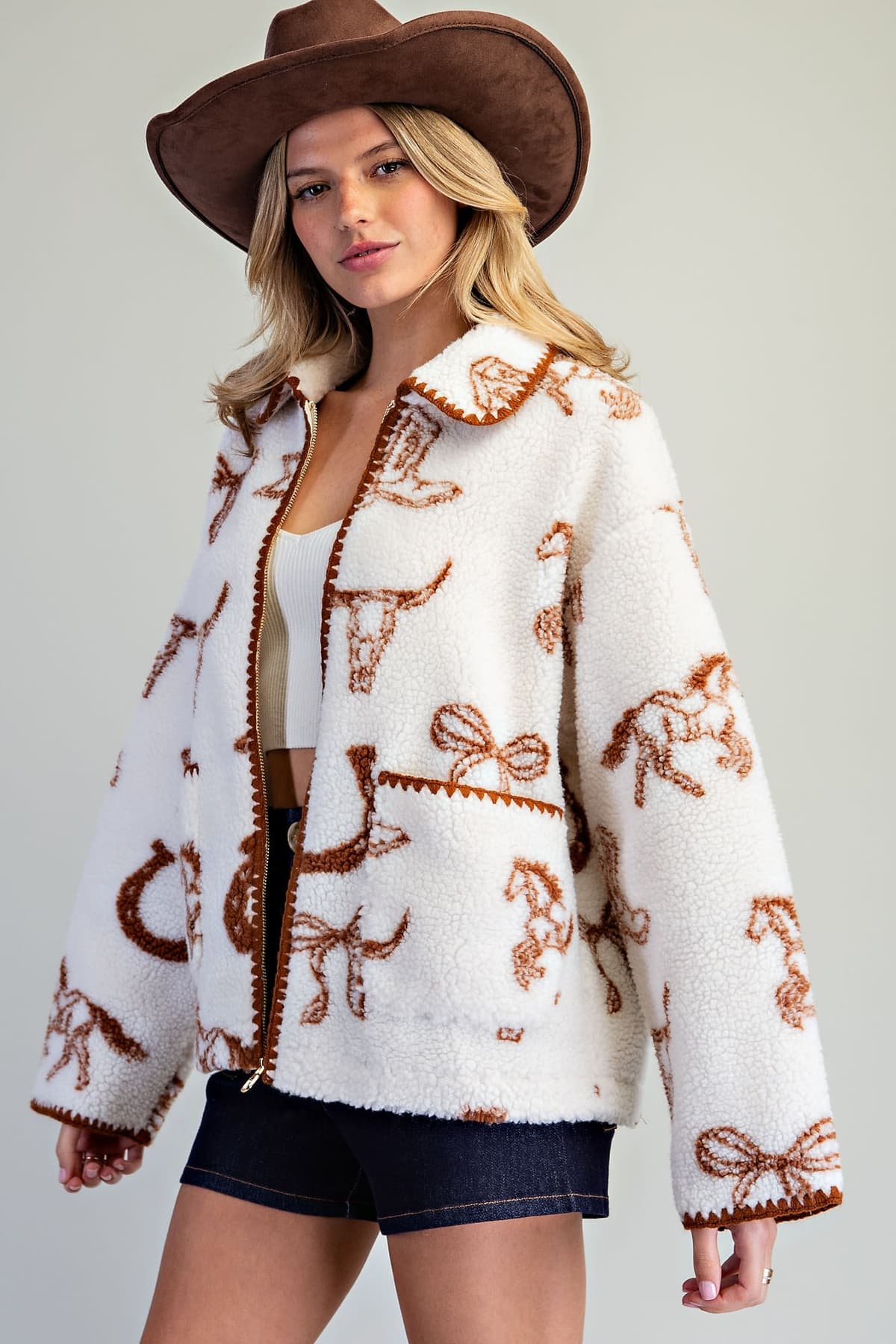 JH17423 - ALMOND LATTE