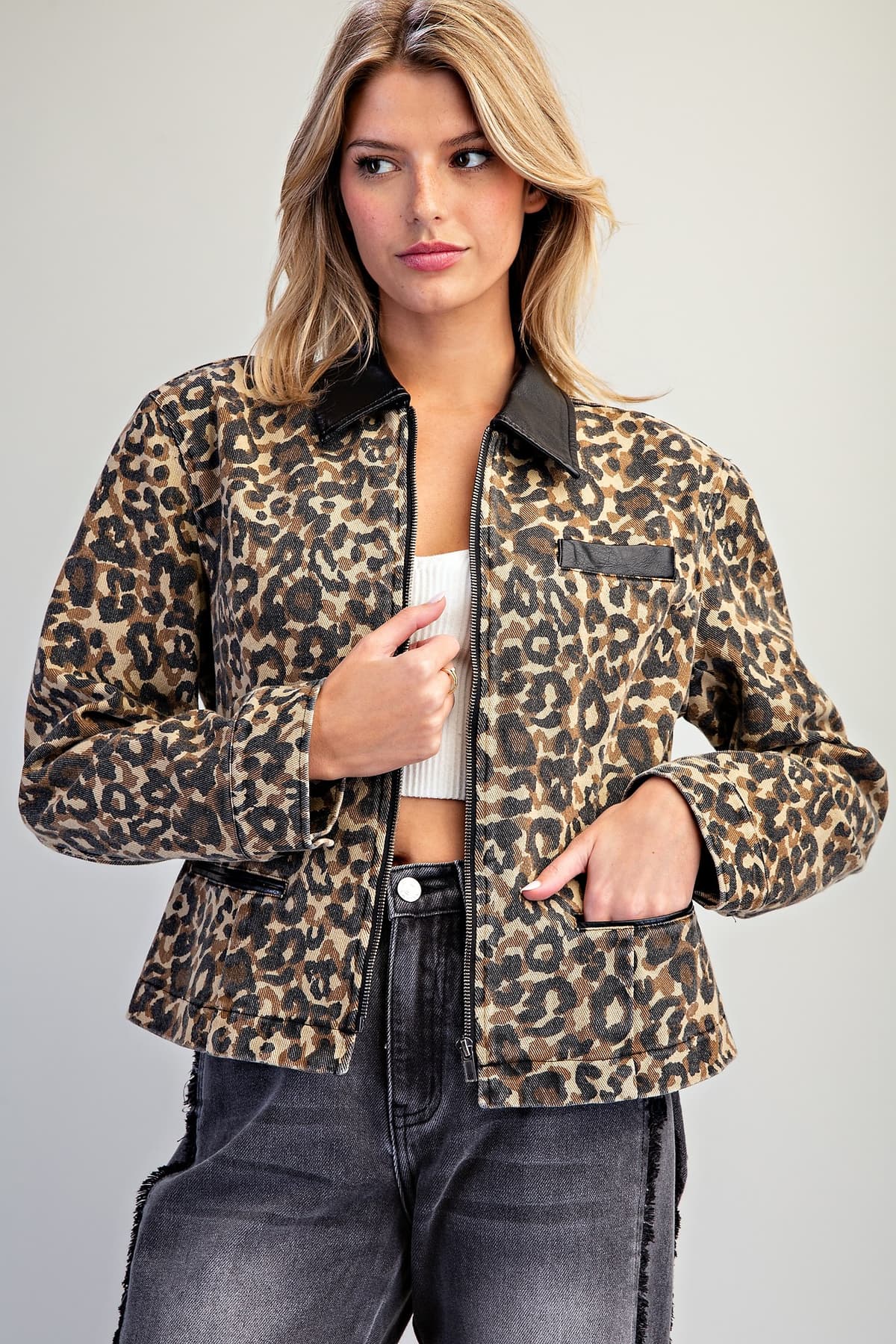 JK16978 - LEOPARD