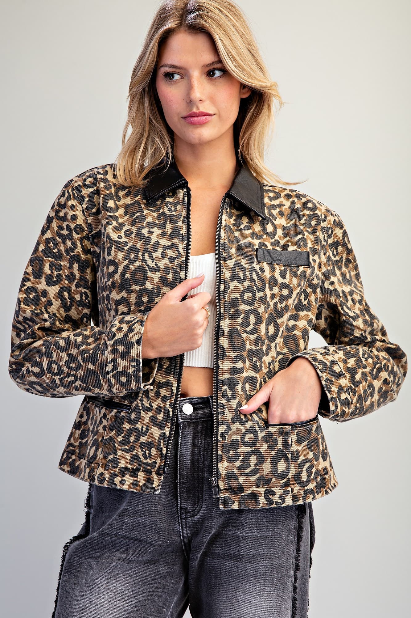 JK16978 - LEOPARD