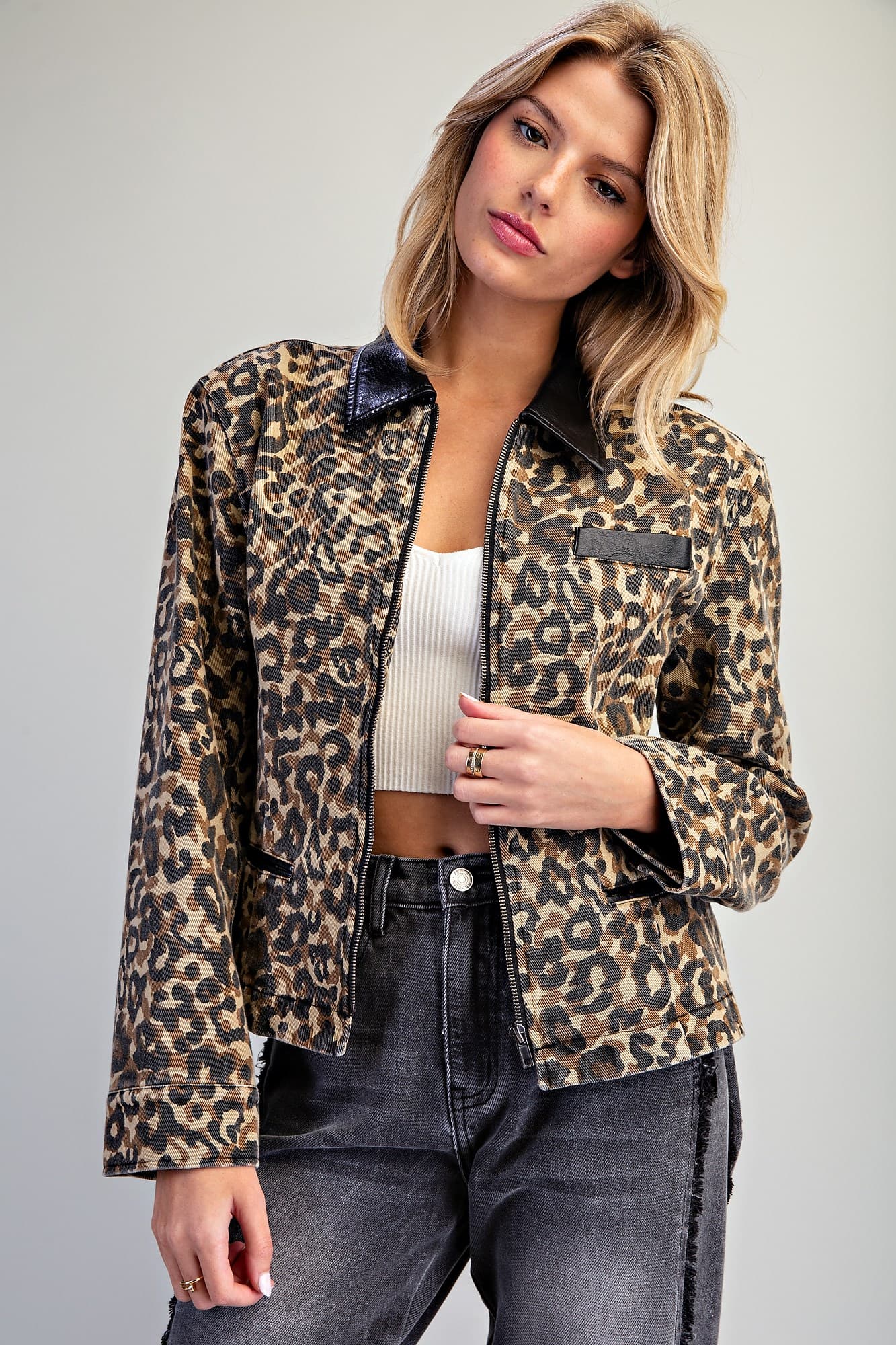 JK16978 - LEOPARD