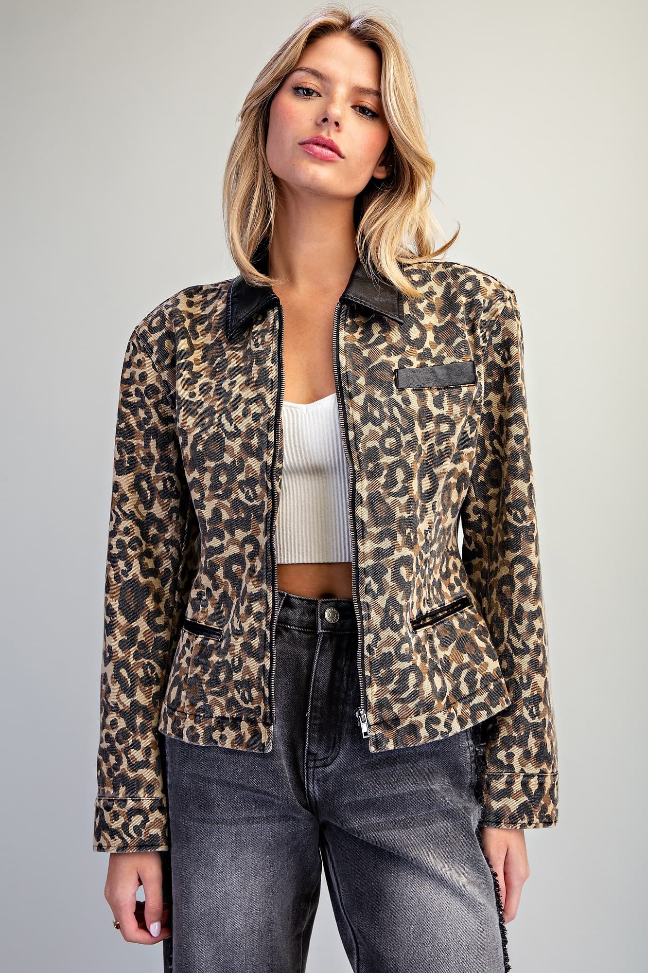 JK16978 - LEOPARD