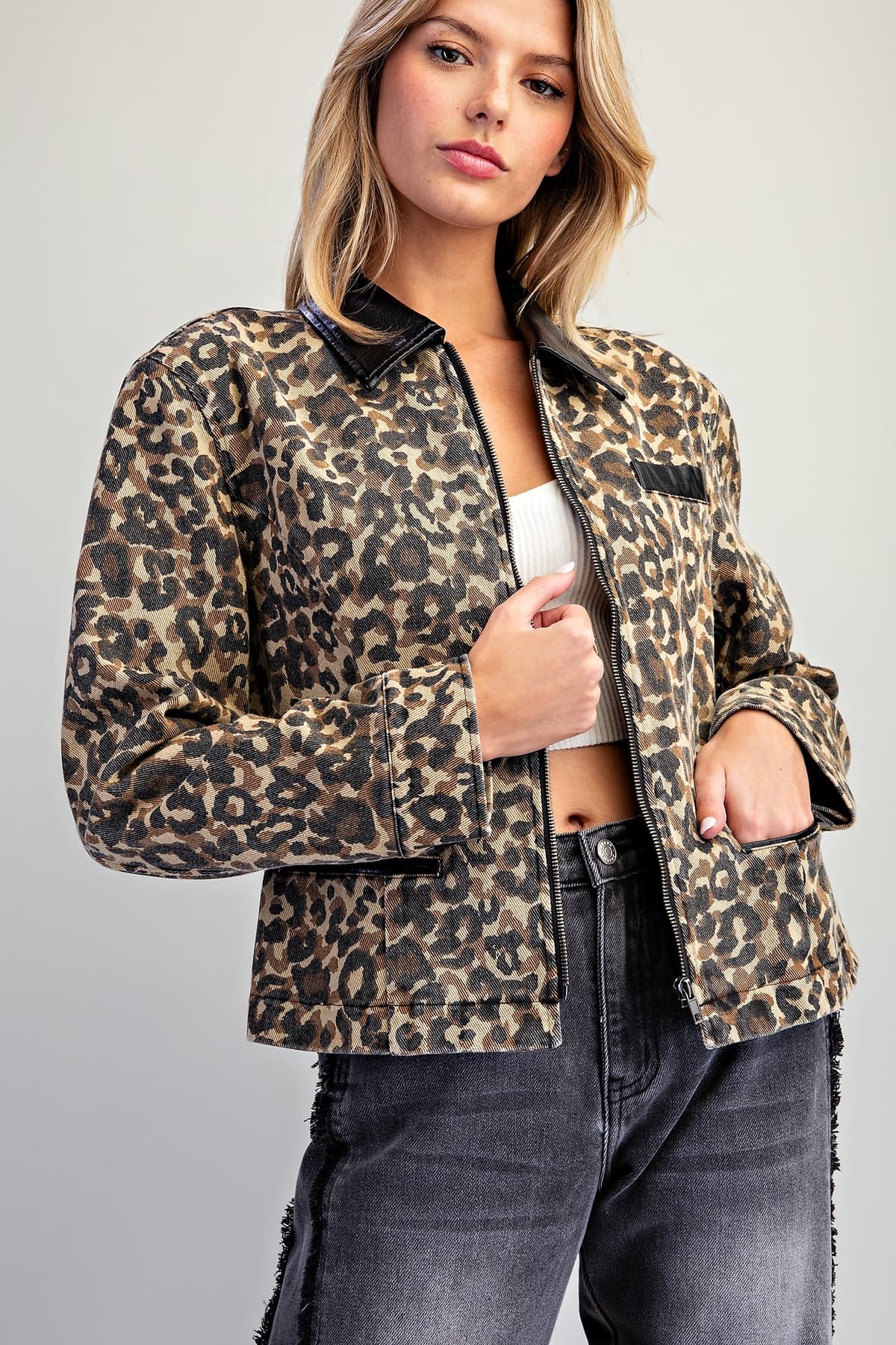 JK16978 - LEOPARD