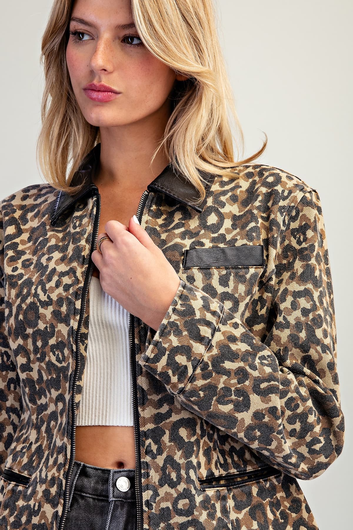 JK16978 - LEOPARD