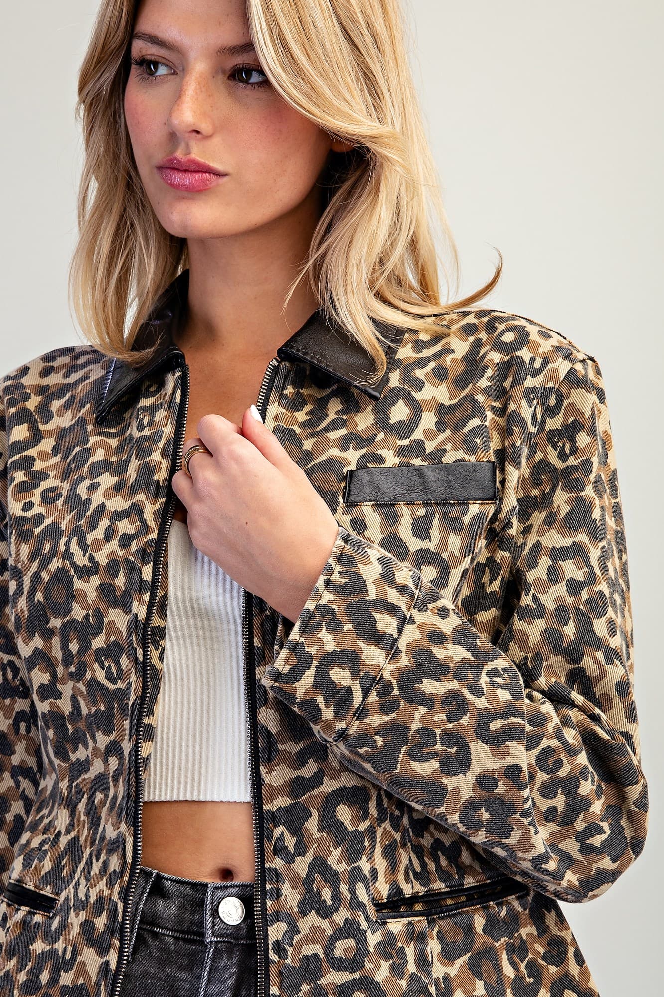 JK16978 - LEOPARD
