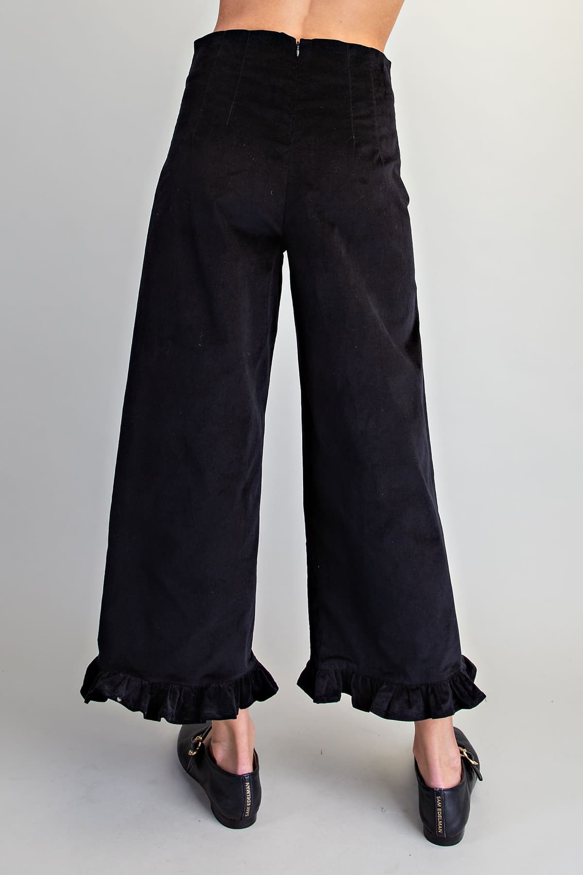 PK18011 - BLACK