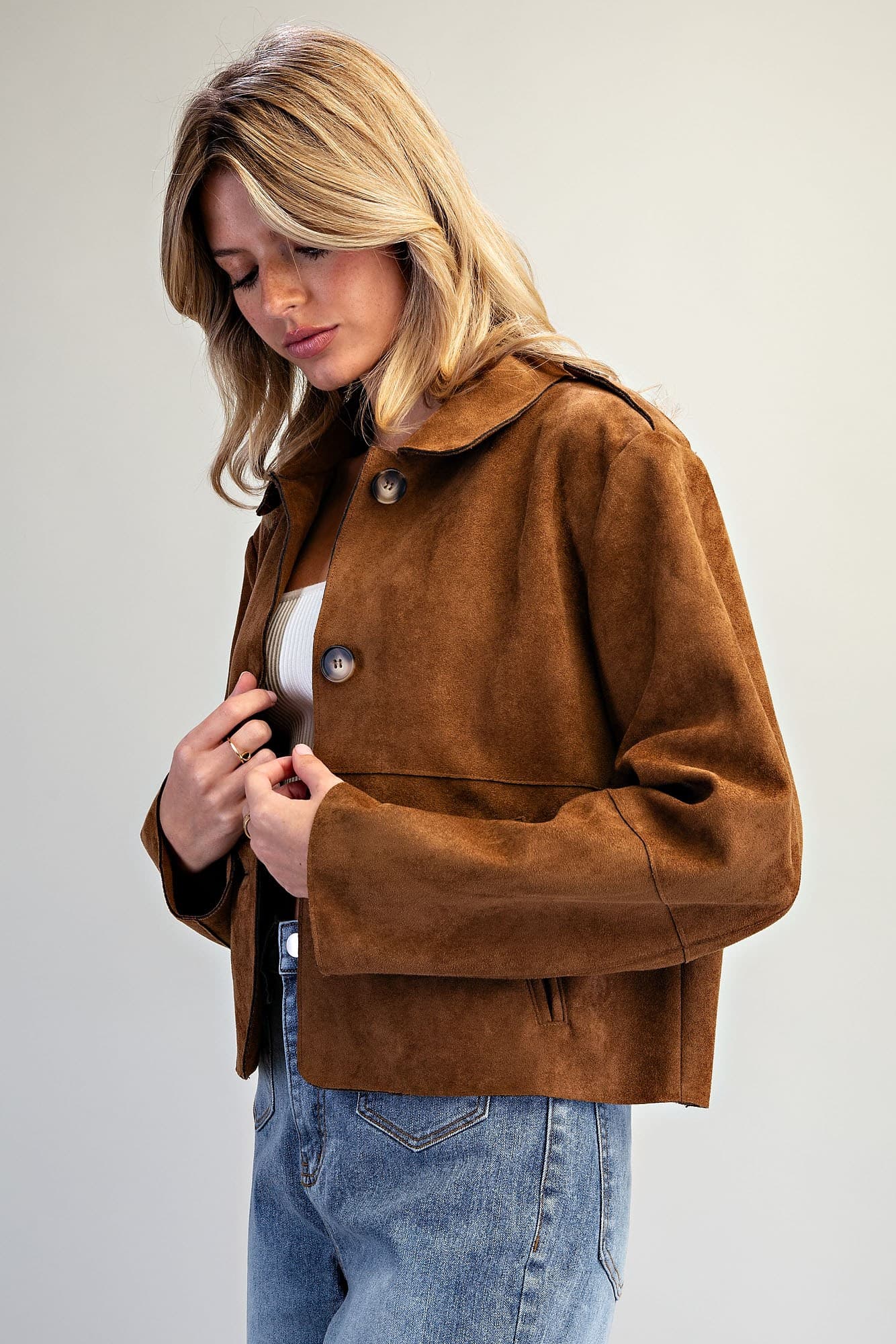 JK16810 - WALNUT